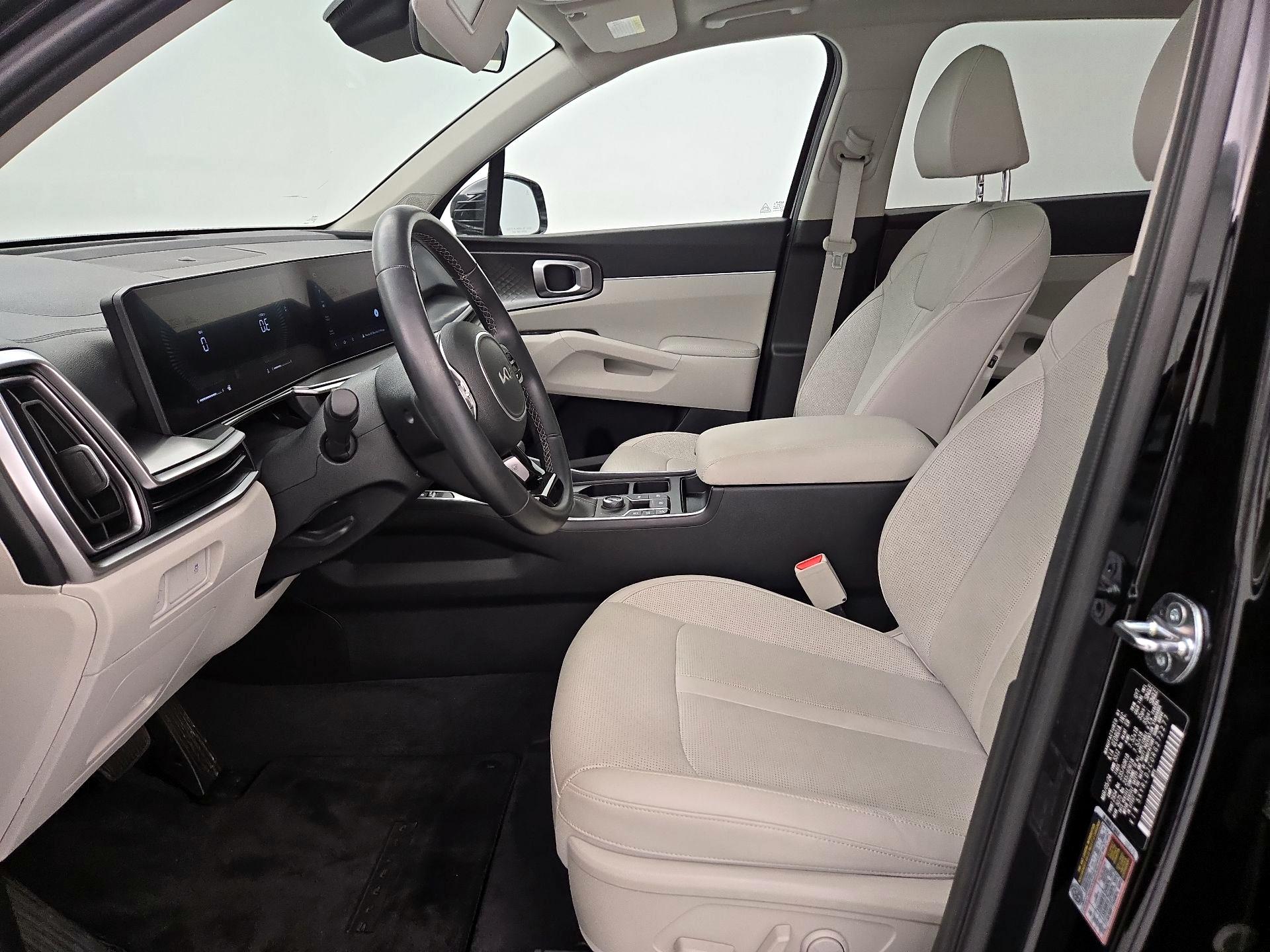 Thumbnail: 2024 Kia Sorento - 11