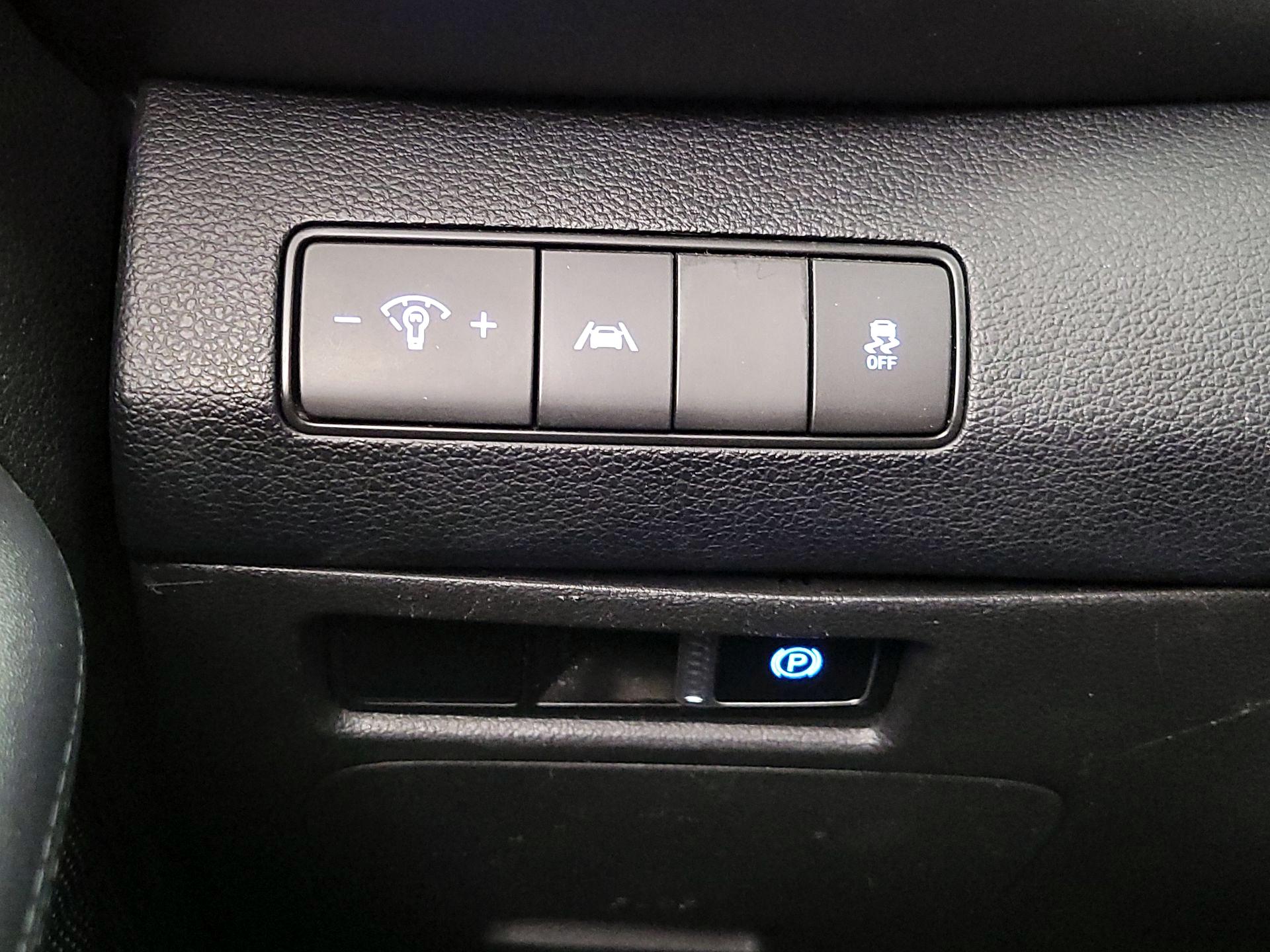 Thumbnail: 2021 Hyundai Santa Fe - 13