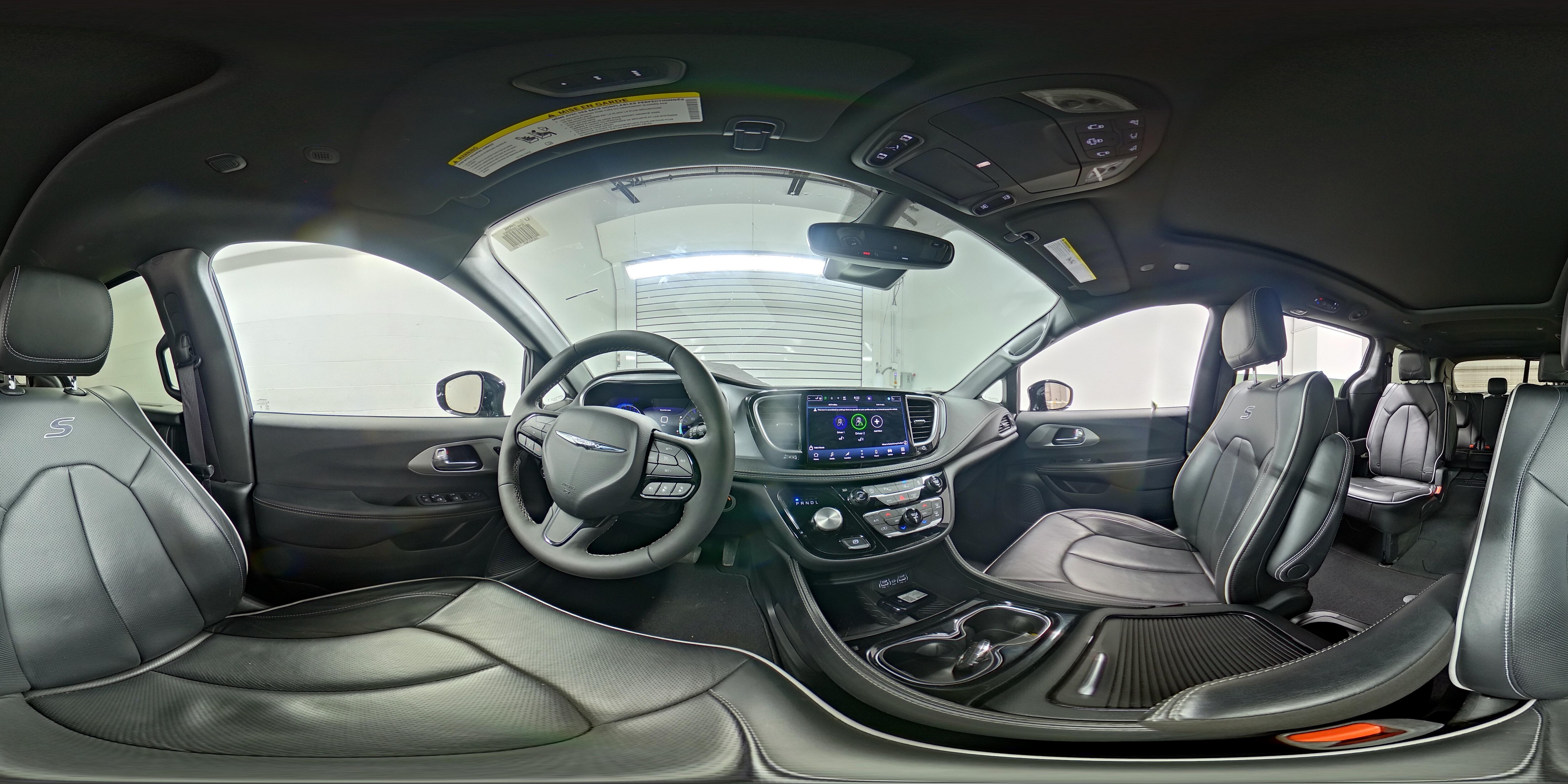 2025 Chrysler Pacifica Limited - Photo 24