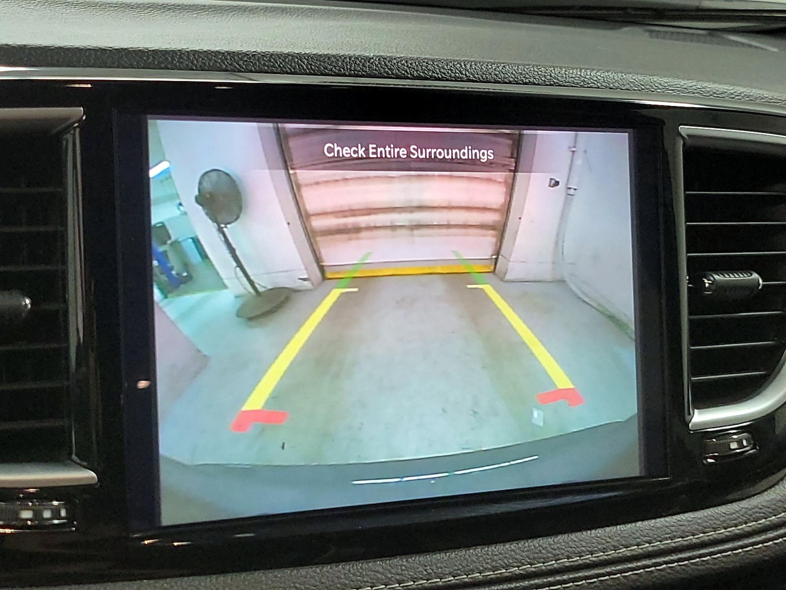 2025 Chrysler Pacifica Limited - Photo 14