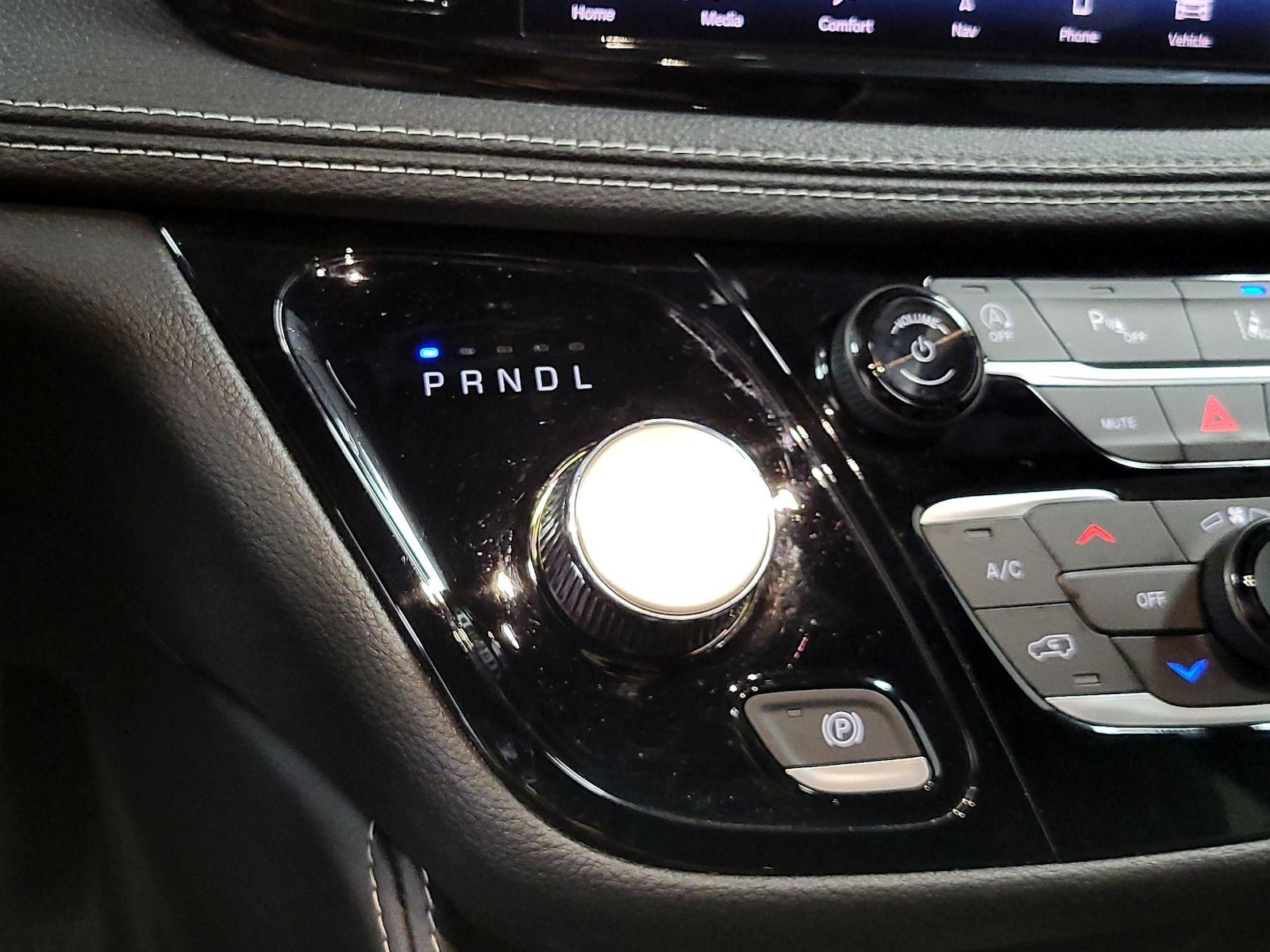 2025 Chrysler Pacifica Limited - Photo 17