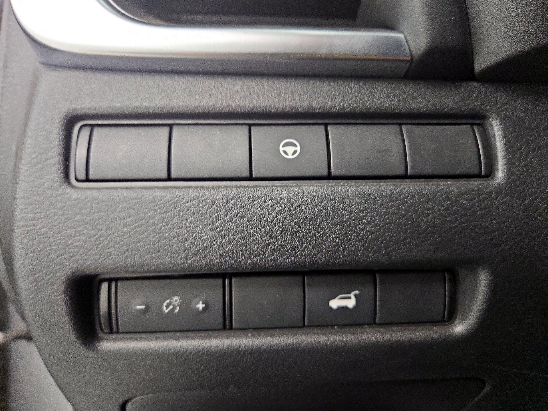 Thumbnail: 2021 Nissan Rogue - 13