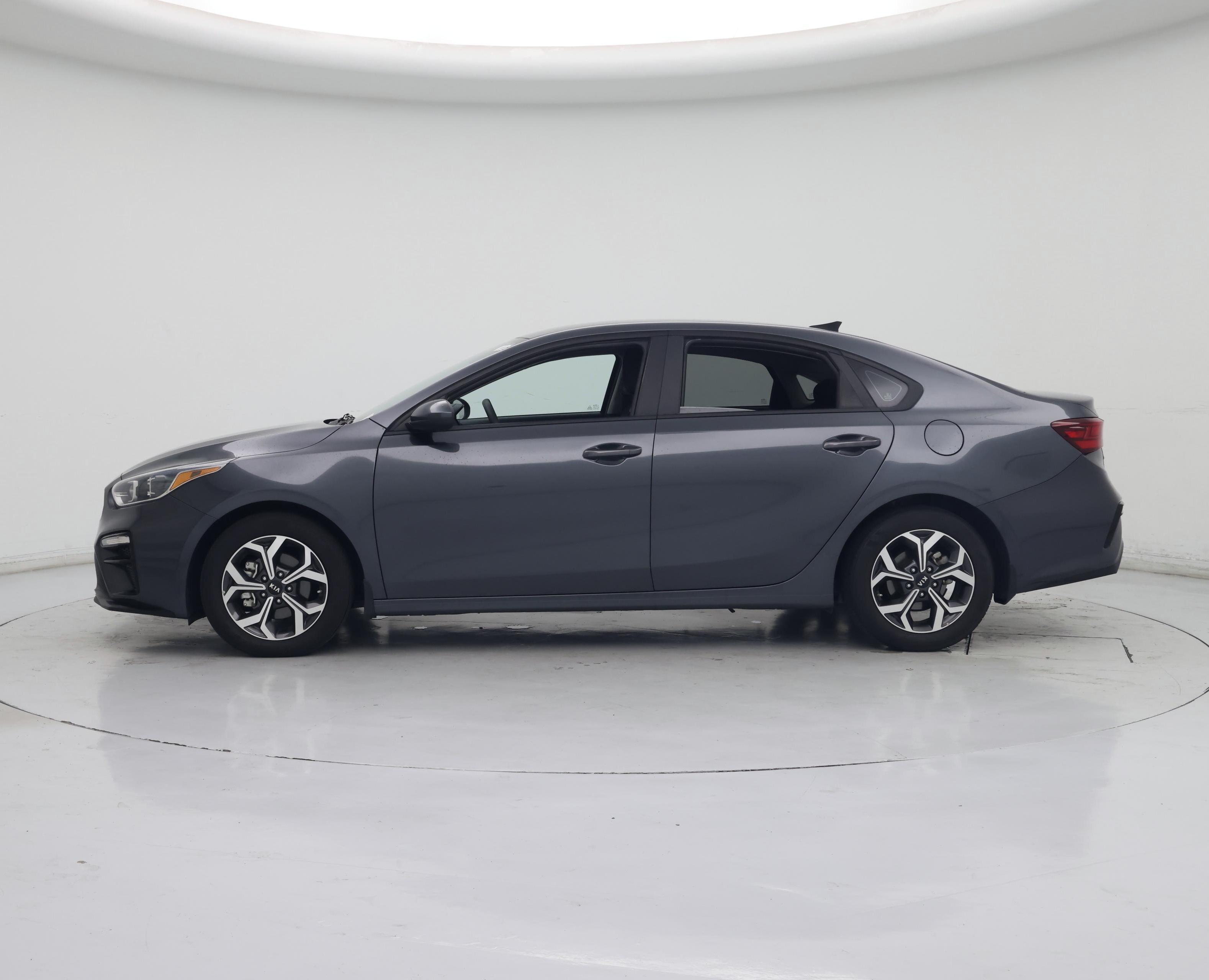 Thumbnail: 2021 Kia Forte - 3