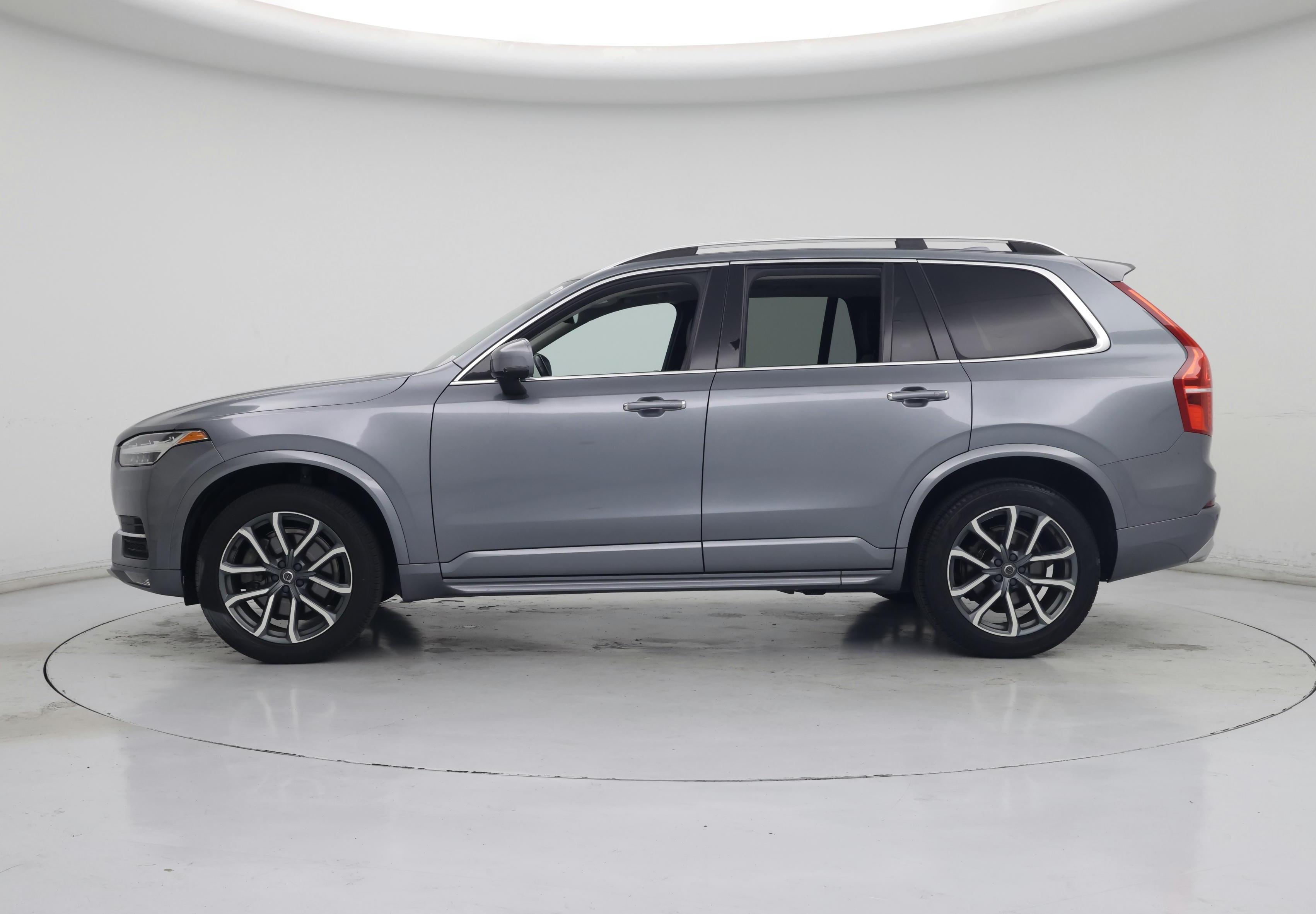Thumbnail: 2017 Volvo XC90 - 3