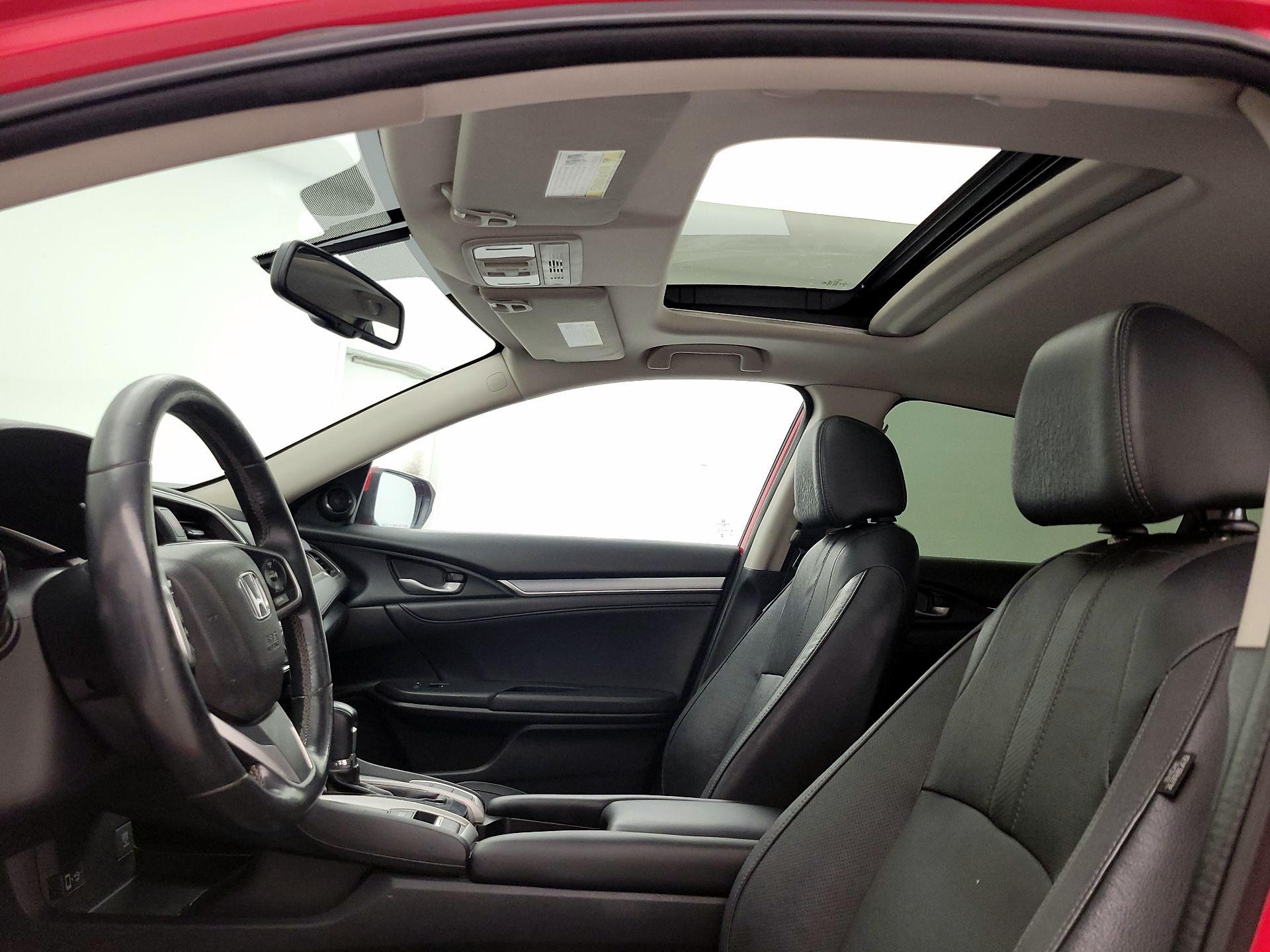 Thumbnail: 2017 Honda Civic - 19