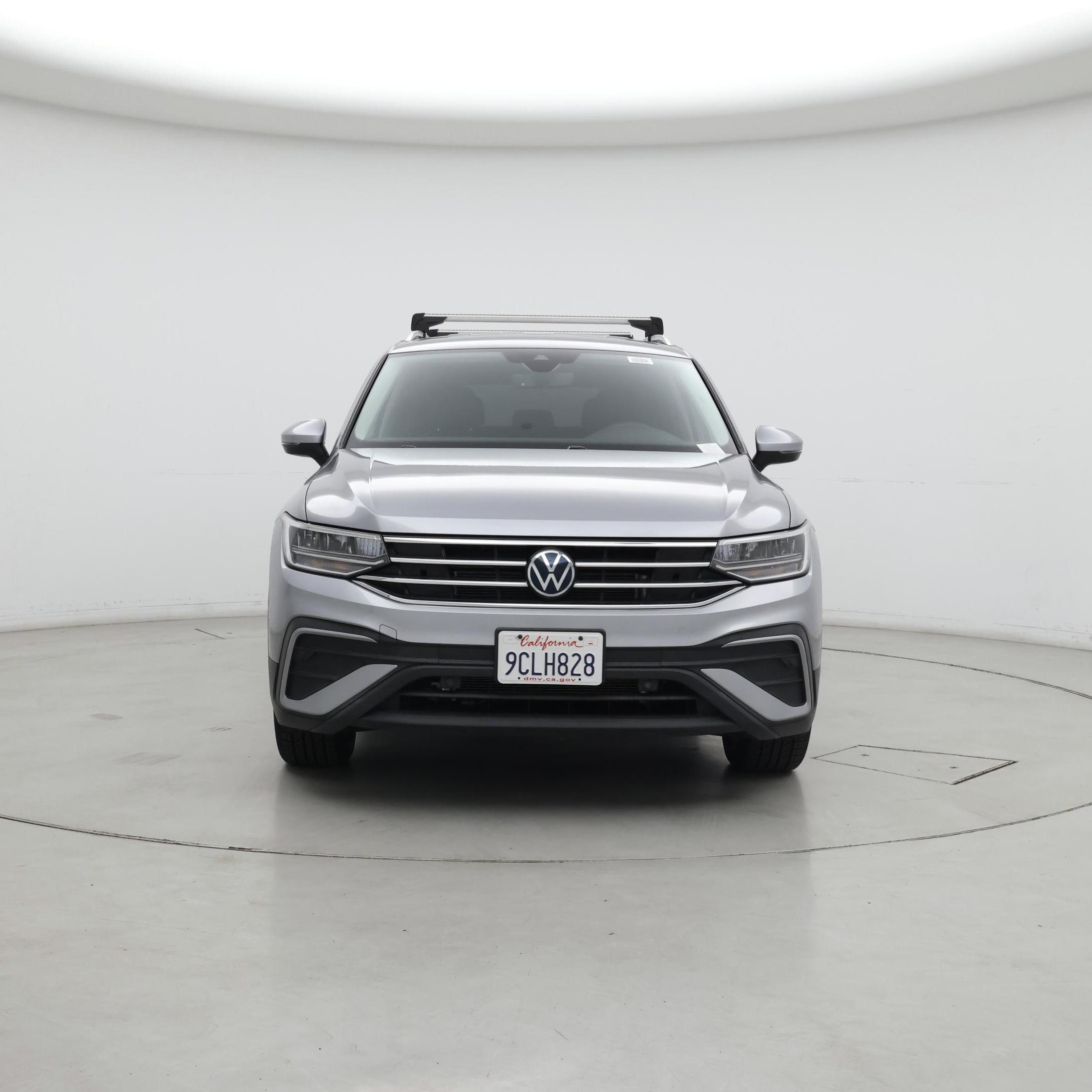 Thumbnail: 2022 Volkswagen Tiguan - 5