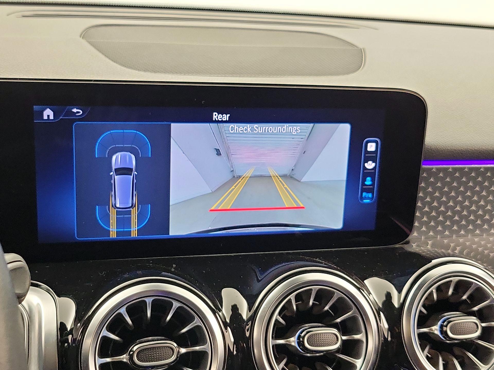 Thumbnail: 2024 Mercedes-Benz GLB - 15