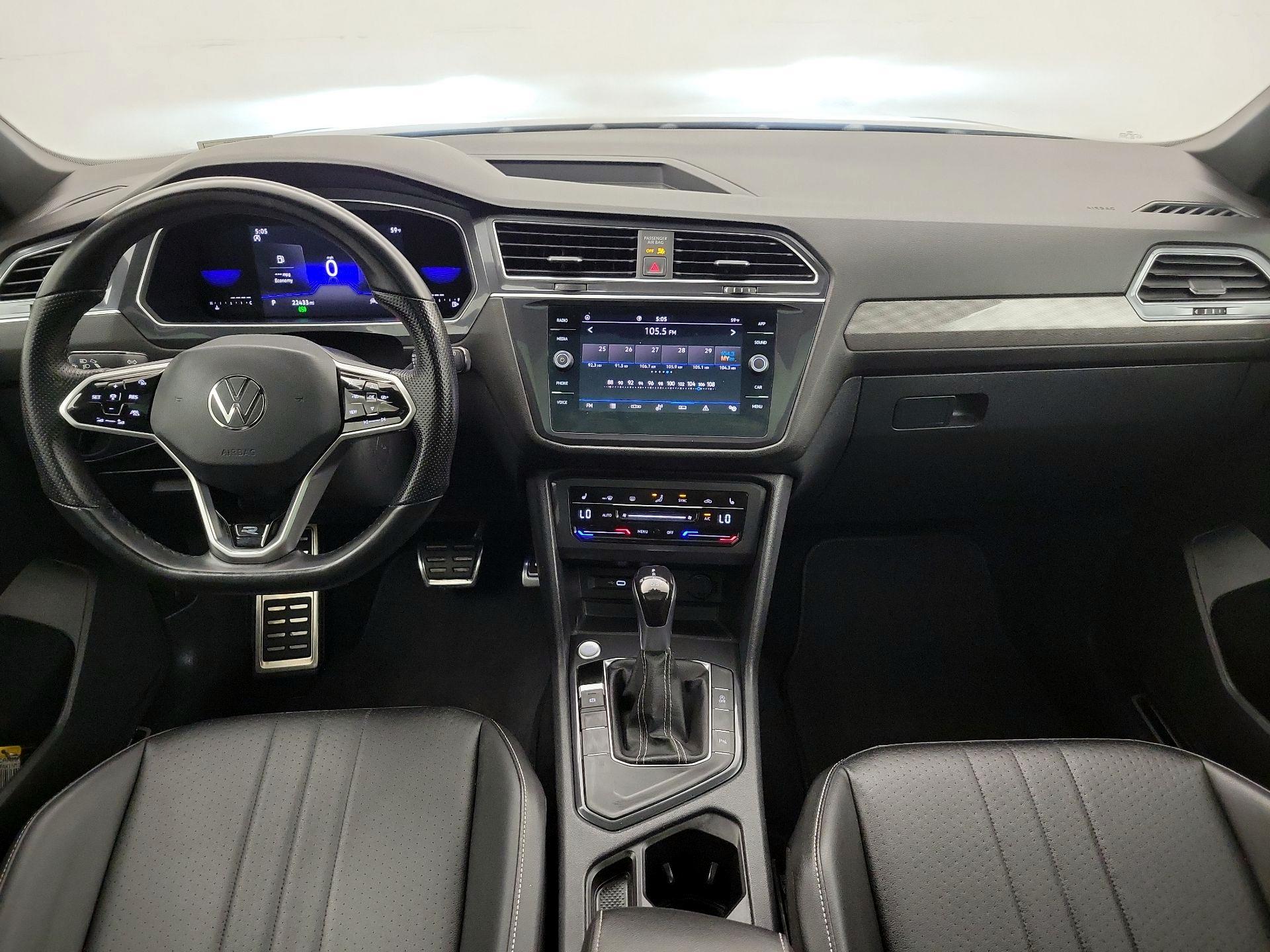 Thumbnail: 2022 Volkswagen Tiguan - 9