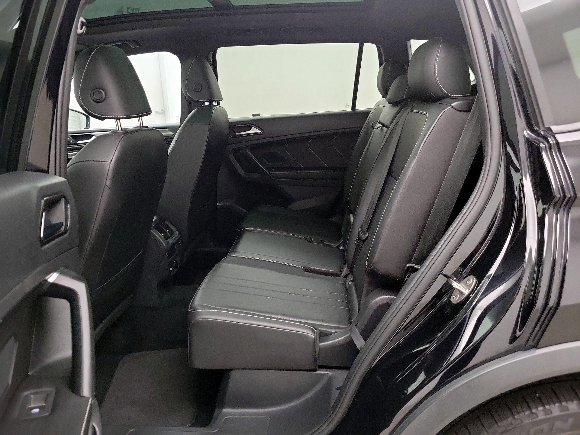 Thumbnail: 2022 Volkswagen Tiguan - 20