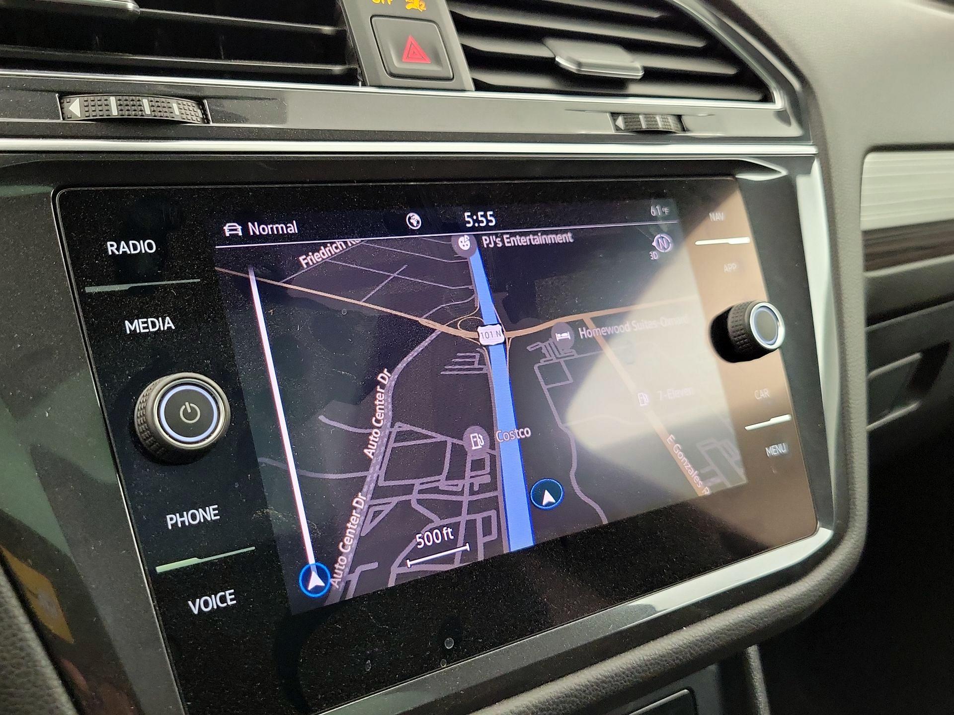 Thumbnail: 2022 Volkswagen Tiguan - 14