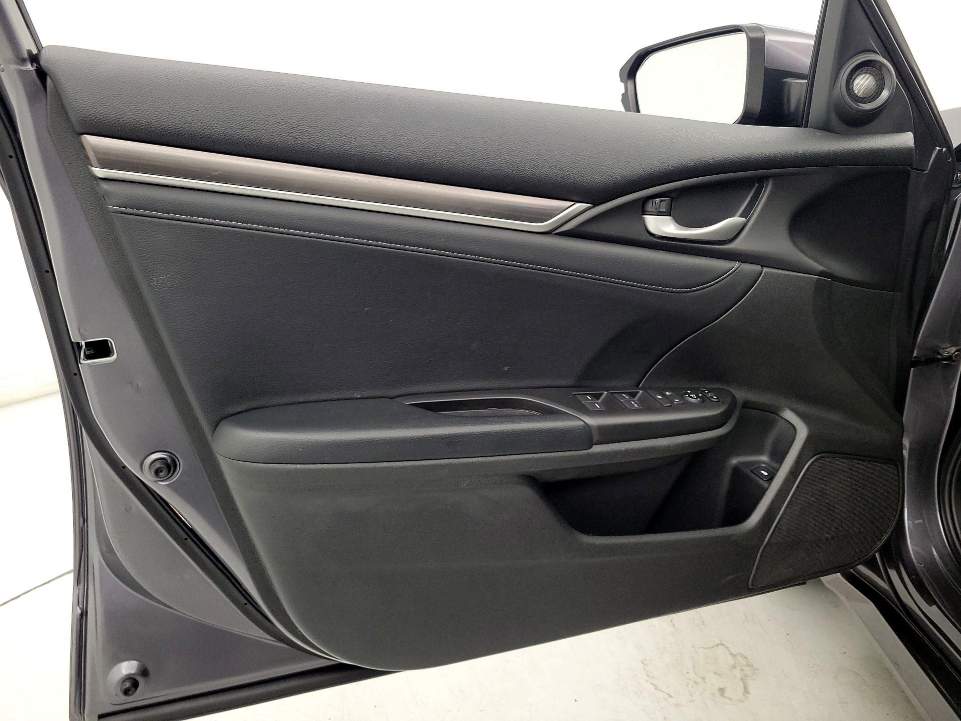 Thumbnail: 2019 Honda Civic - 12