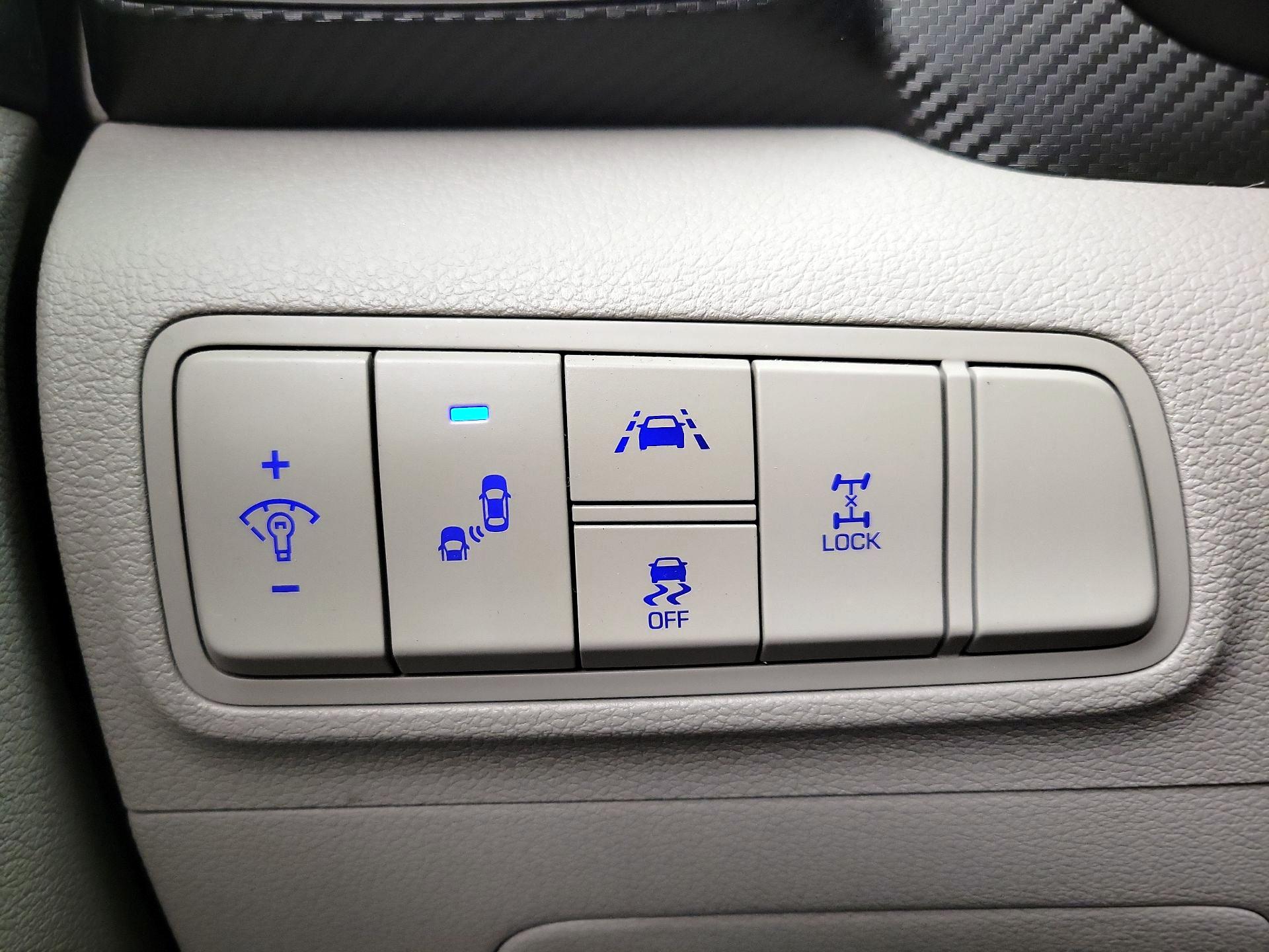 Thumbnail: 2020 Hyundai Tucson - 13