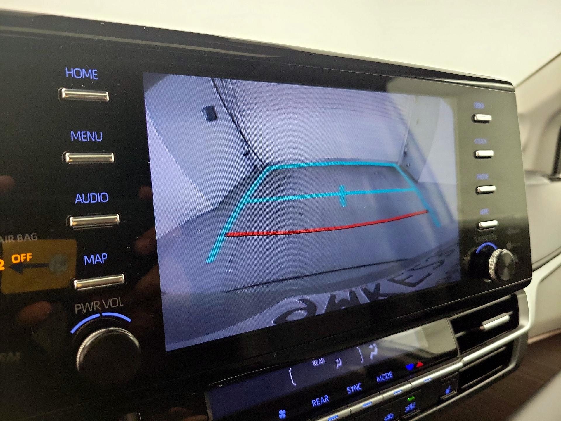 Thumbnail: 2021 Toyota Sienna - 15