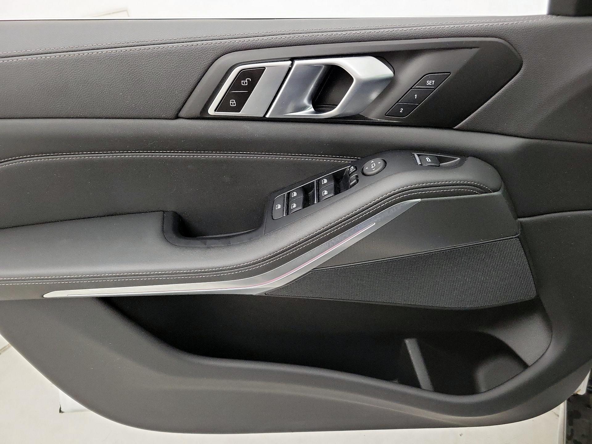 Thumbnail: 2023 BMW X5 - 12