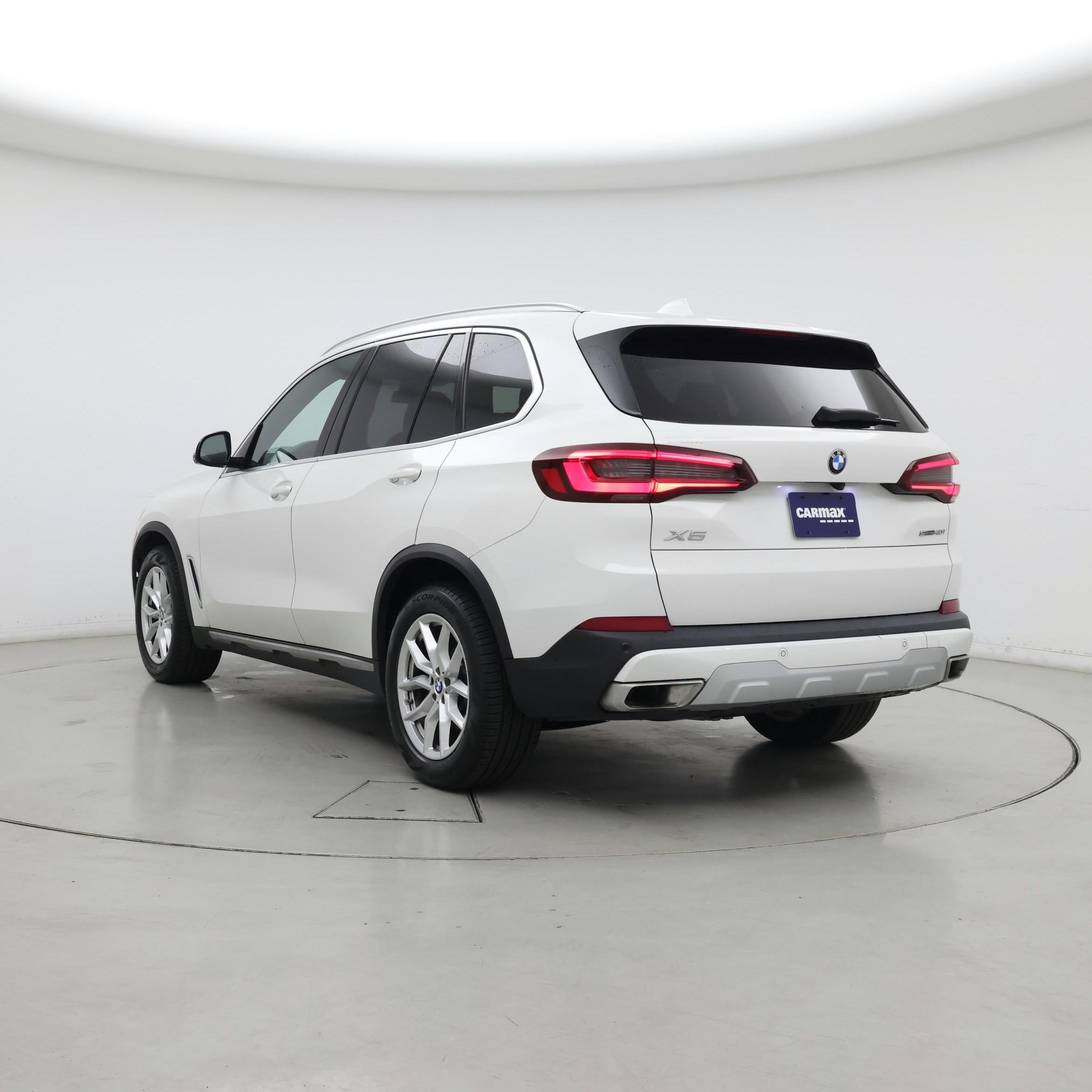 Thumbnail: 2023 BMW X5 - 2