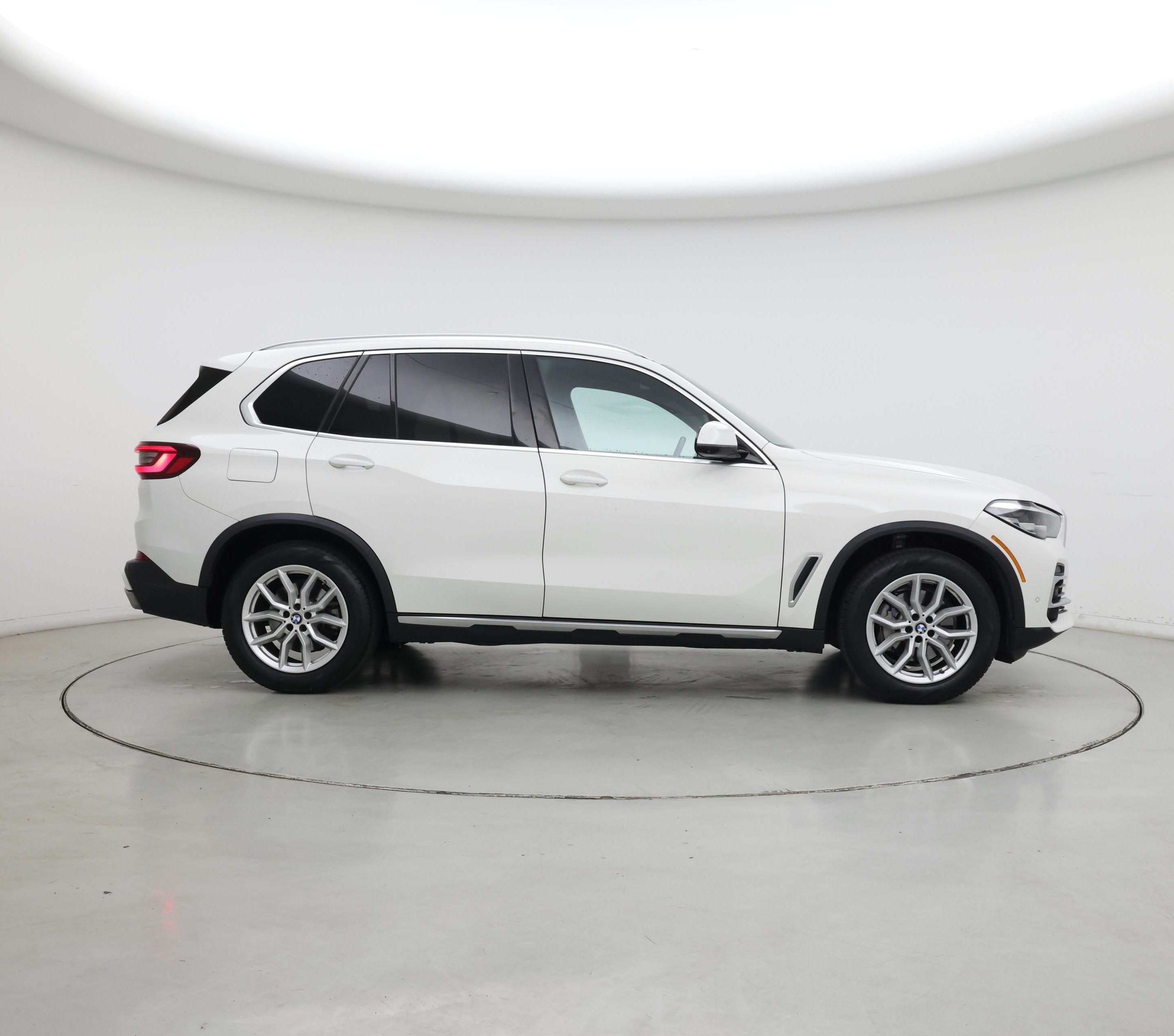 Thumbnail: 2023 BMW X5 - 7