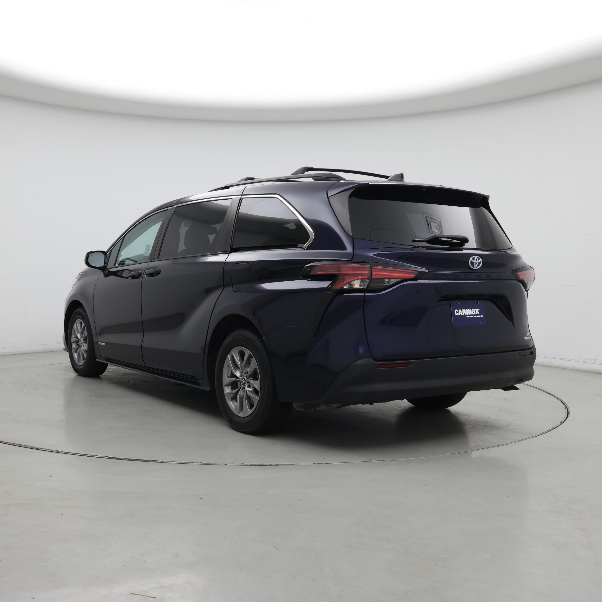 Thumbnail: 2021 Toyota Sienna - 2