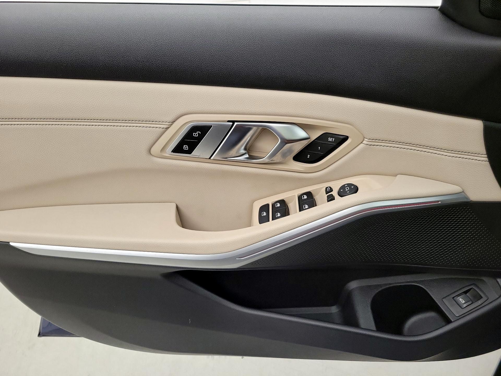 Thumbnail: 2020 BMW 3 Series - 12