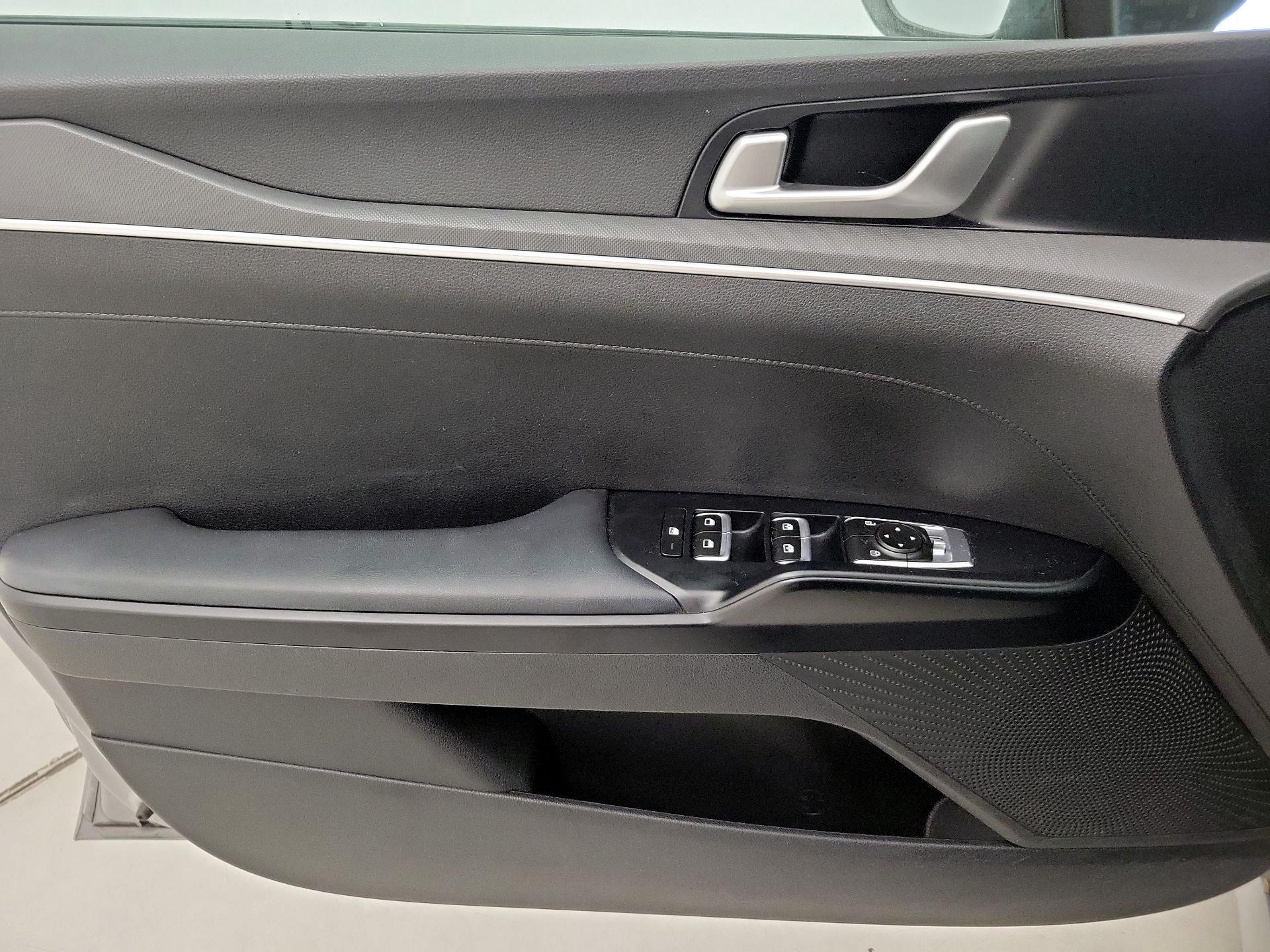 Thumbnail: 2022 Kia K5 - 12