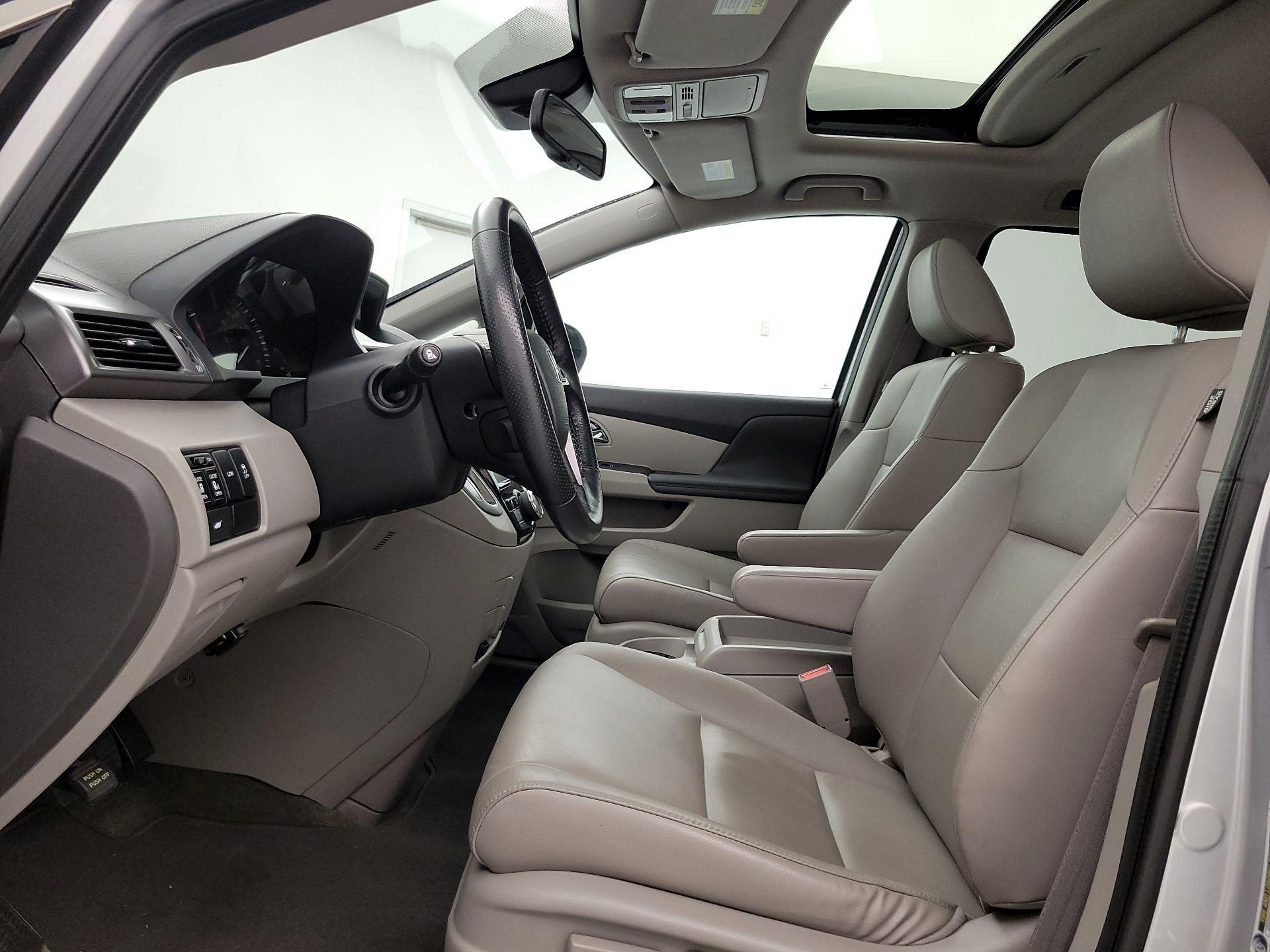 Thumbnail: 2014 Honda Odyssey - 11