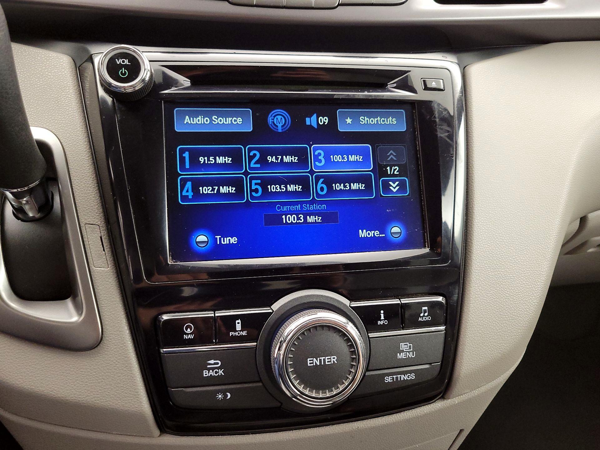 Thumbnail: 2014 Honda Odyssey - 16