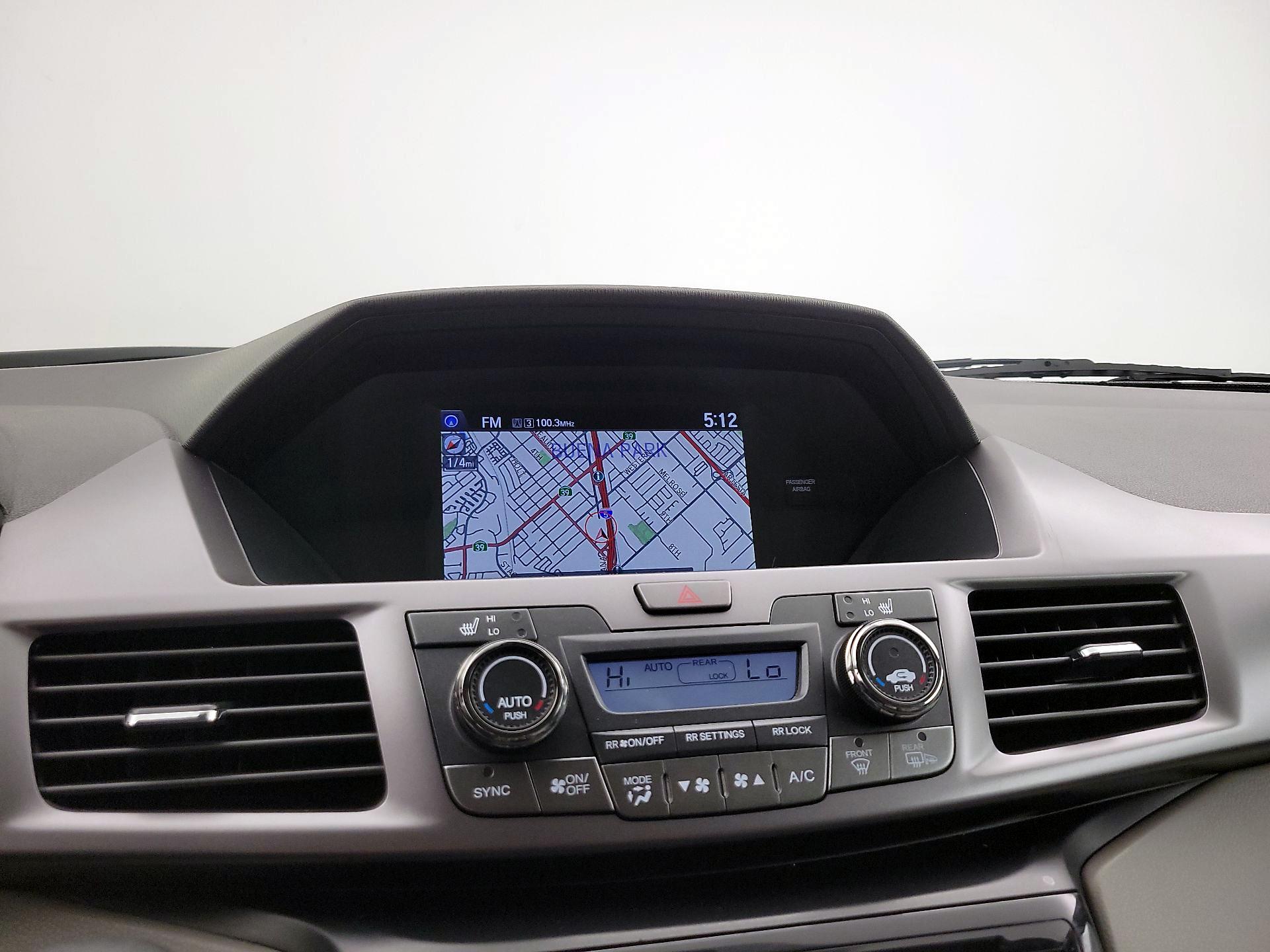 Thumbnail: 2014 Honda Odyssey - 17