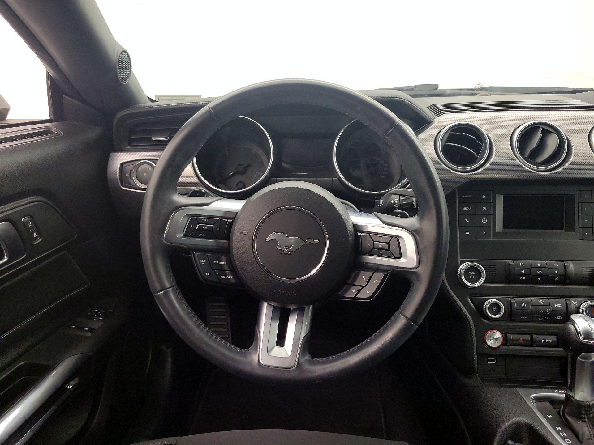 Thumbnail: 2020 Ford Mustang - 10