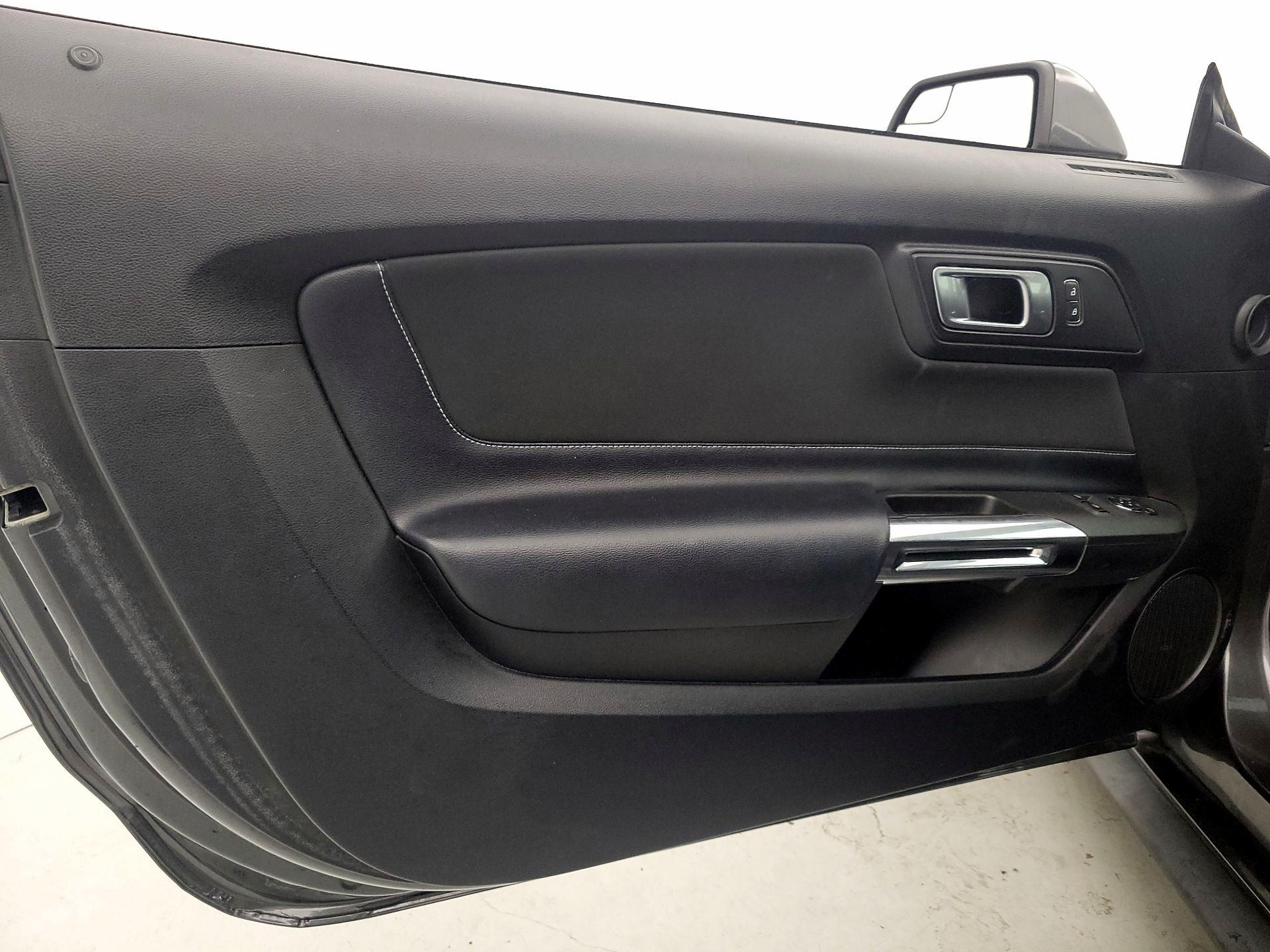 Thumbnail: 2020 Ford Mustang - 12