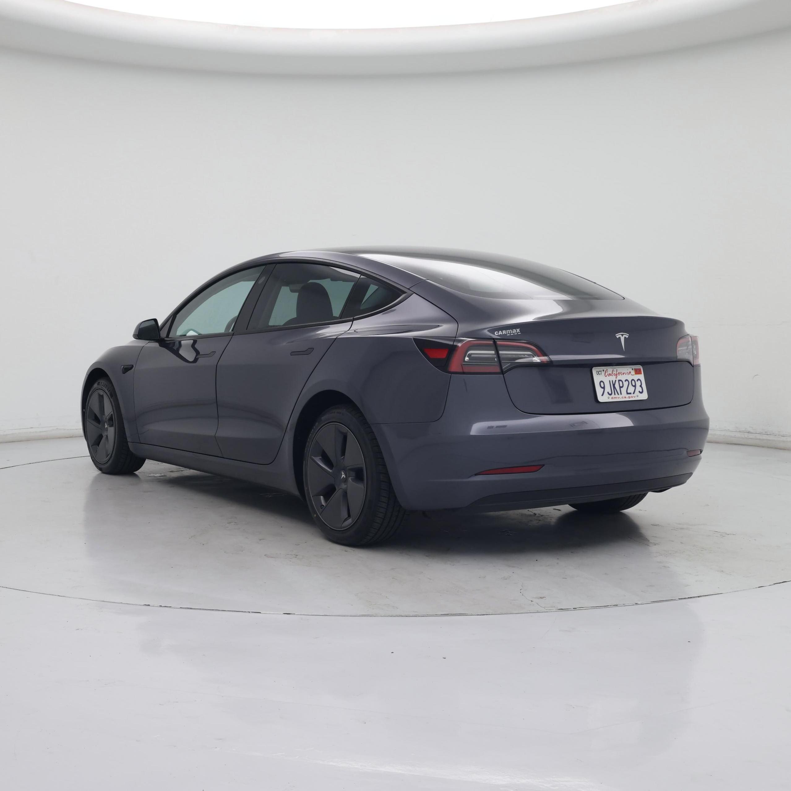 Thumbnail: 2023 Tesla Model 3 - 2