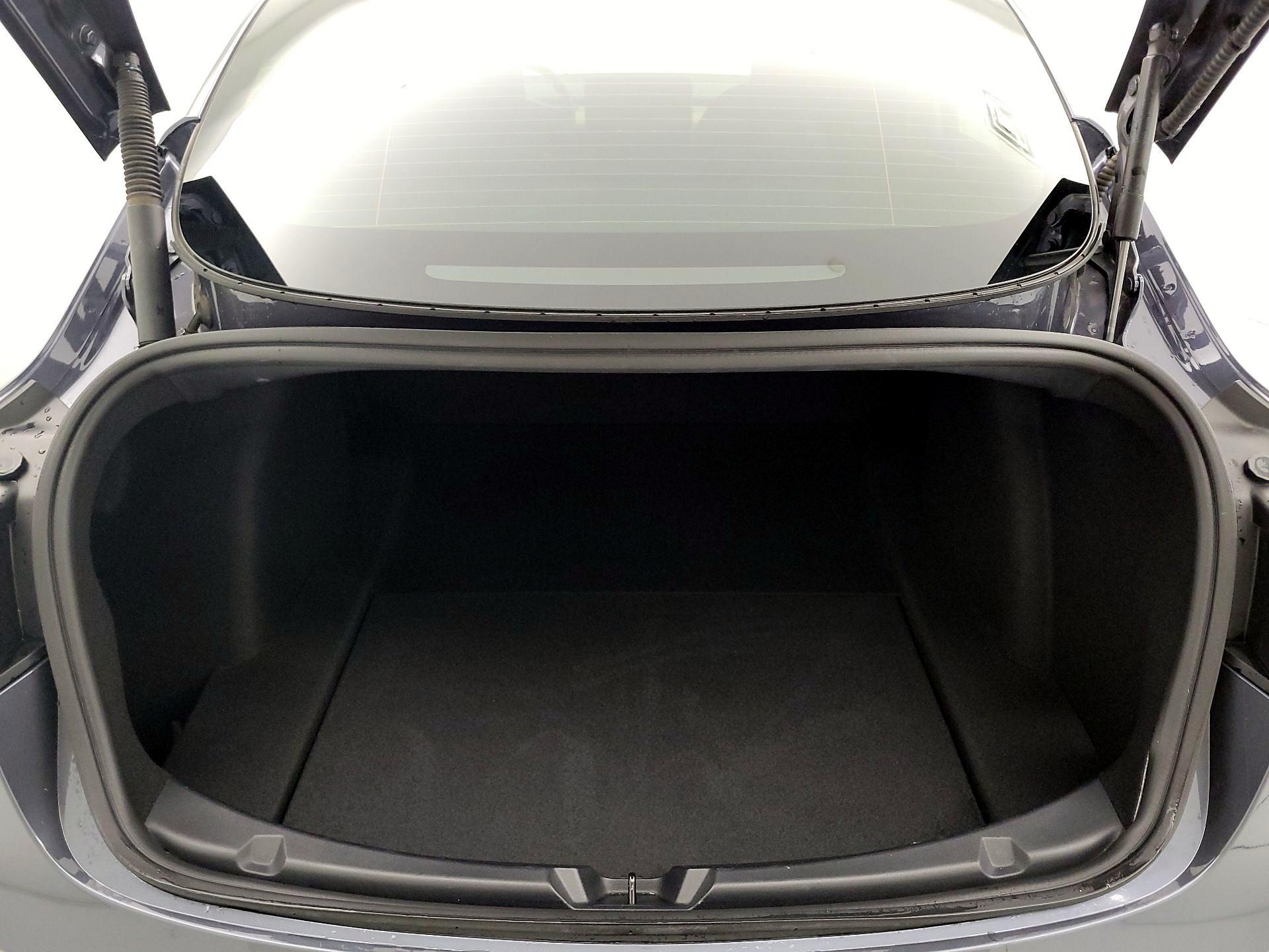 Thumbnail: 2023 Tesla Model 3 - 20