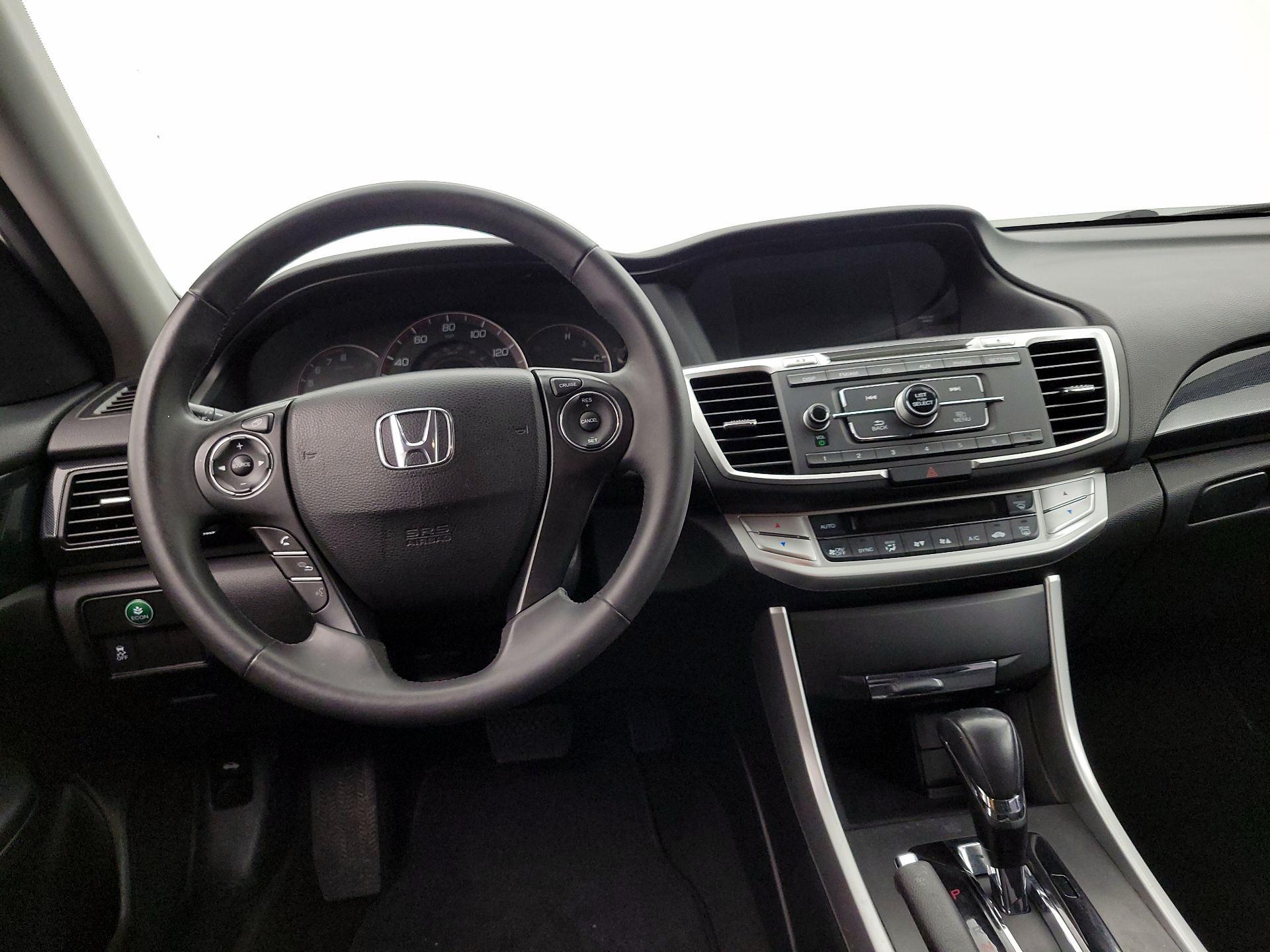 Thumbnail: 2015 Honda Accord - 9