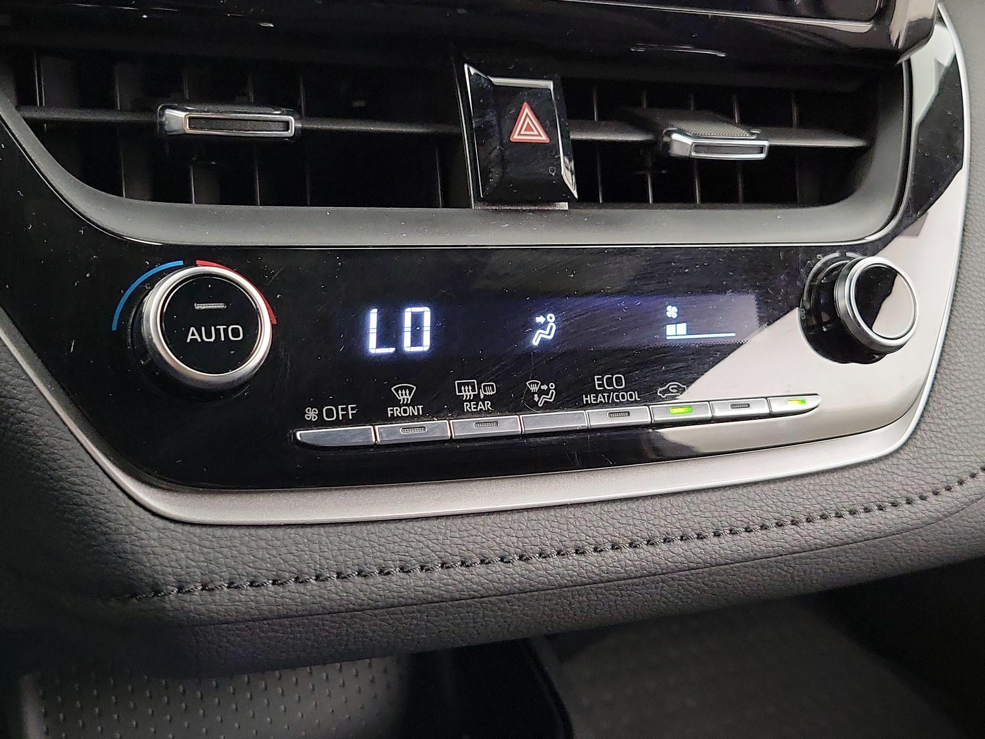 Thumbnail: 2022 Toyota Corolla - 16