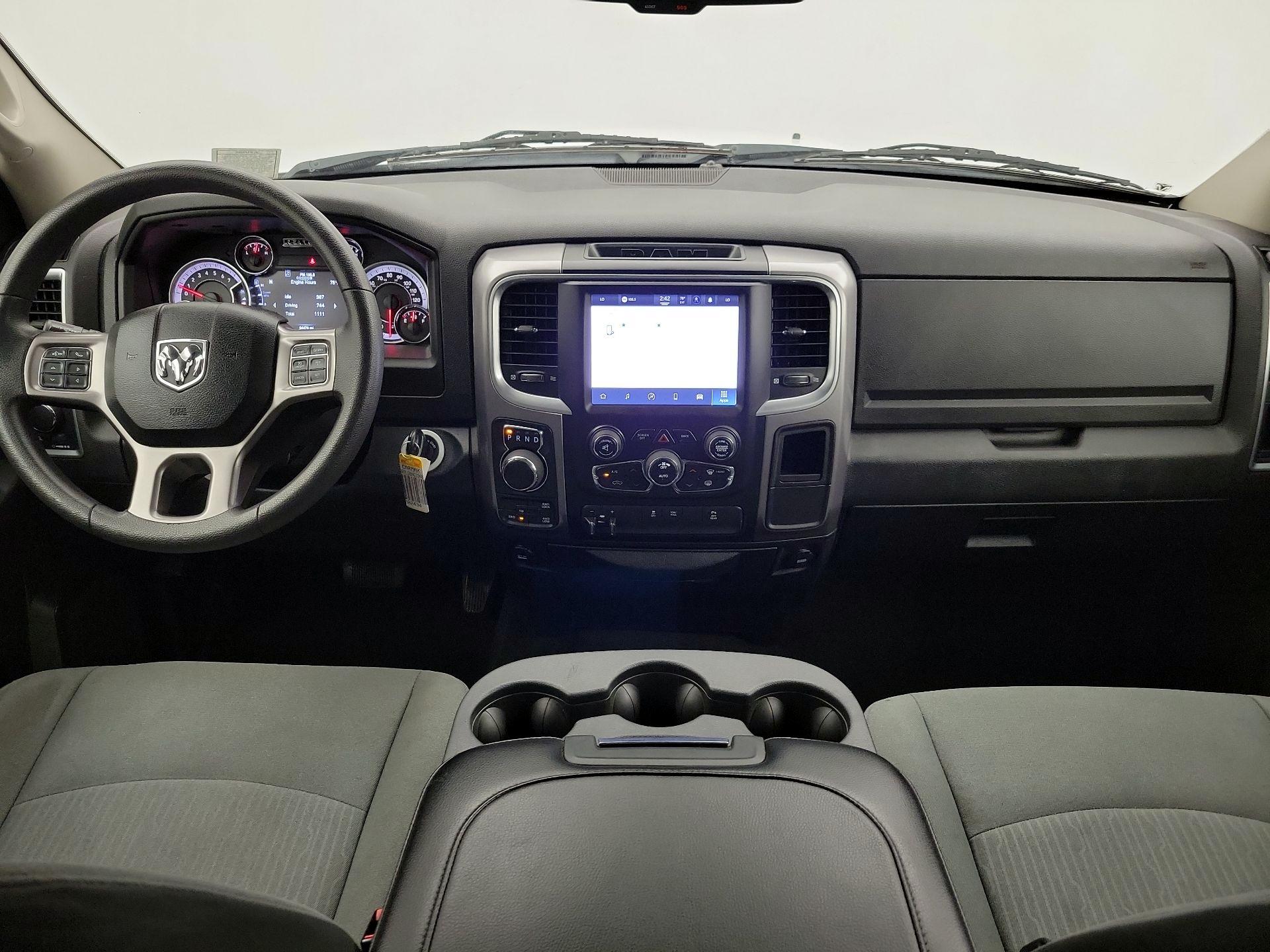 Thumbnail: 2022 RAM 1500 Classic - 9