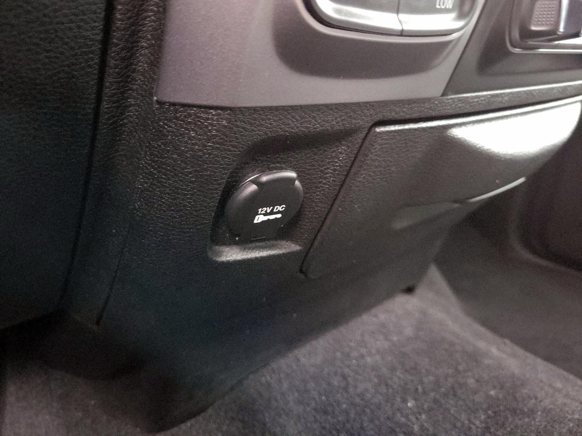 Thumbnail: 2022 RAM 1500 Classic - 18