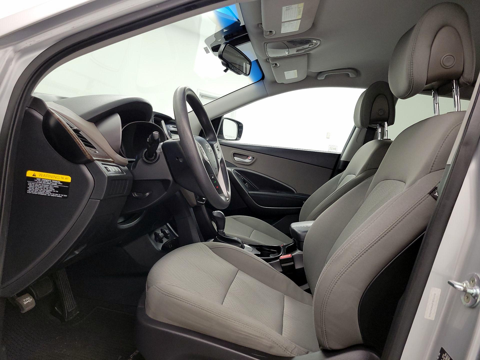 Thumbnail: 2017 Hyundai Santa Fe - 11