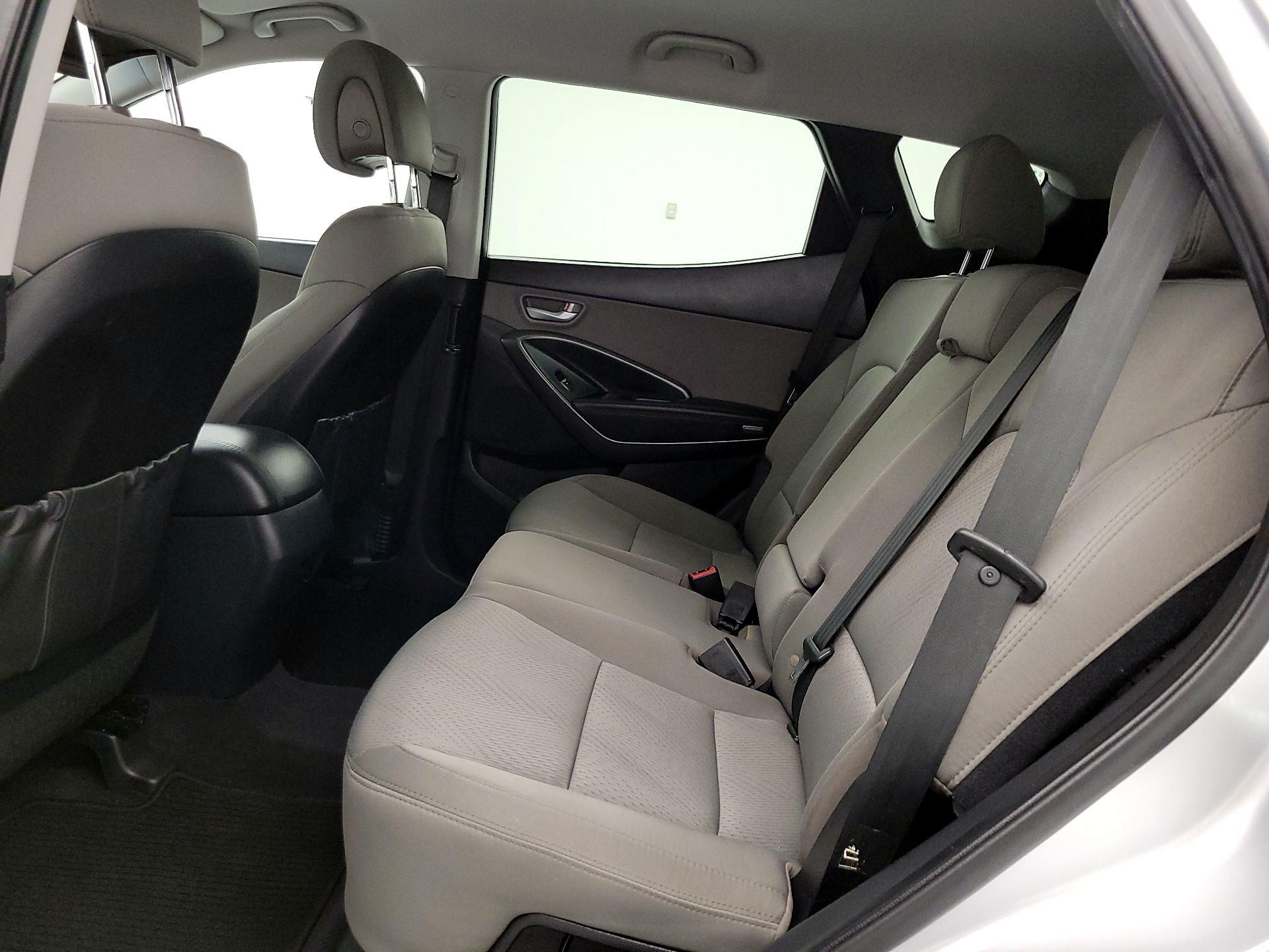 Thumbnail: 2017 Hyundai Santa Fe - 19