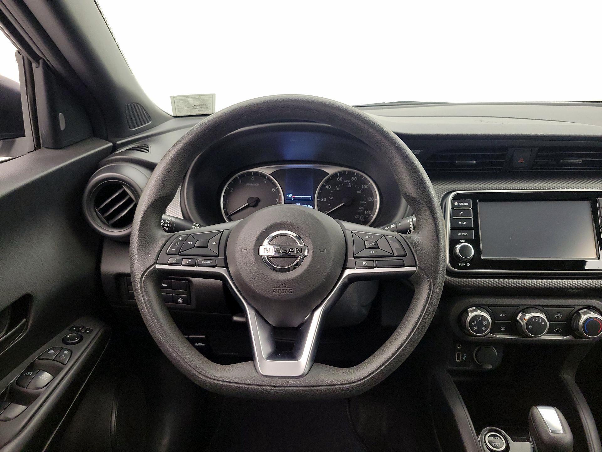 Thumbnail: 2020 Nissan Kicks - 10