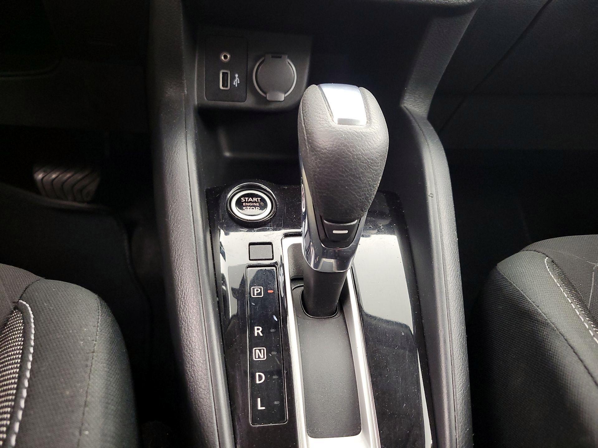 Thumbnail: 2020 Nissan Kicks - 17