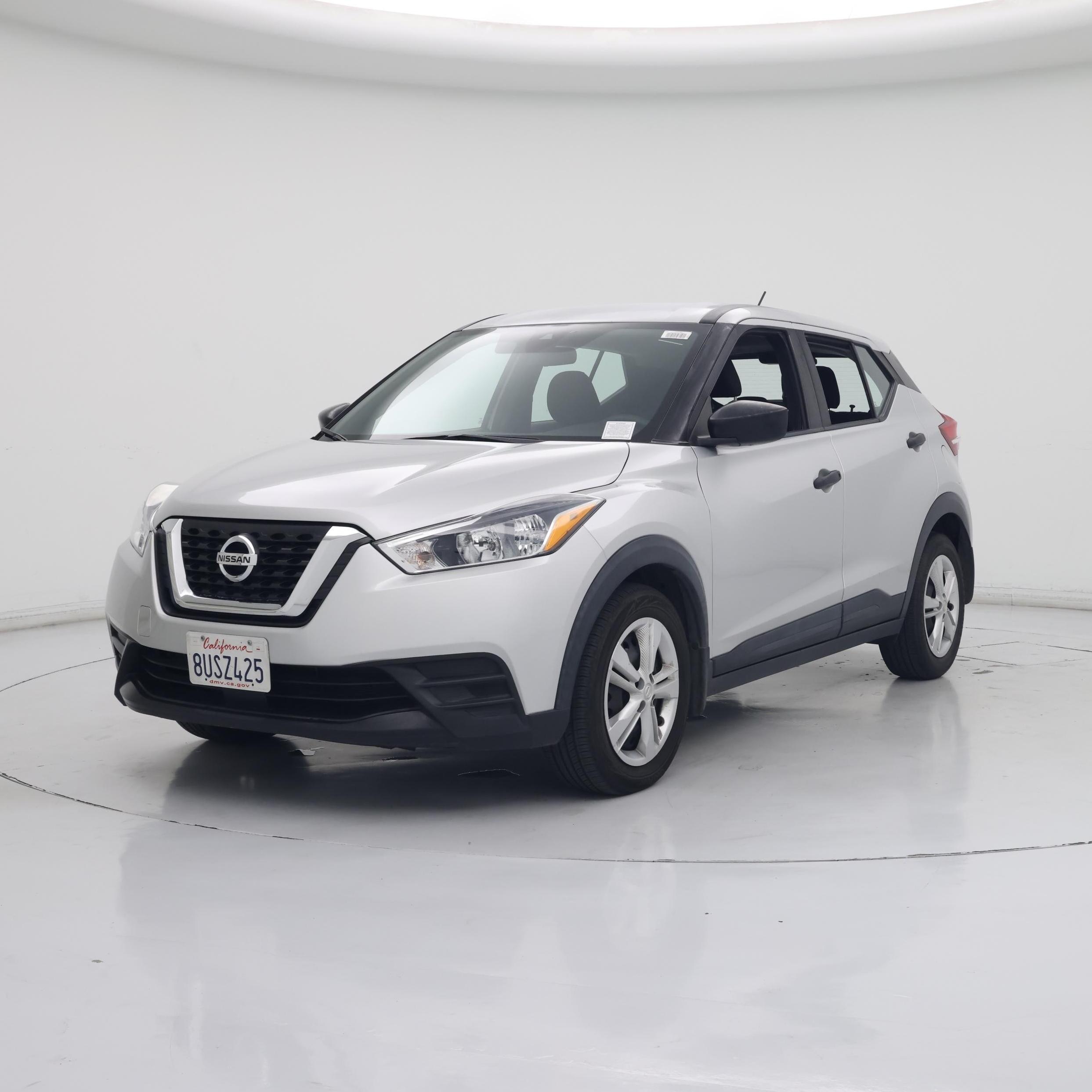 Thumbnail: 2020 Nissan Kicks - 4