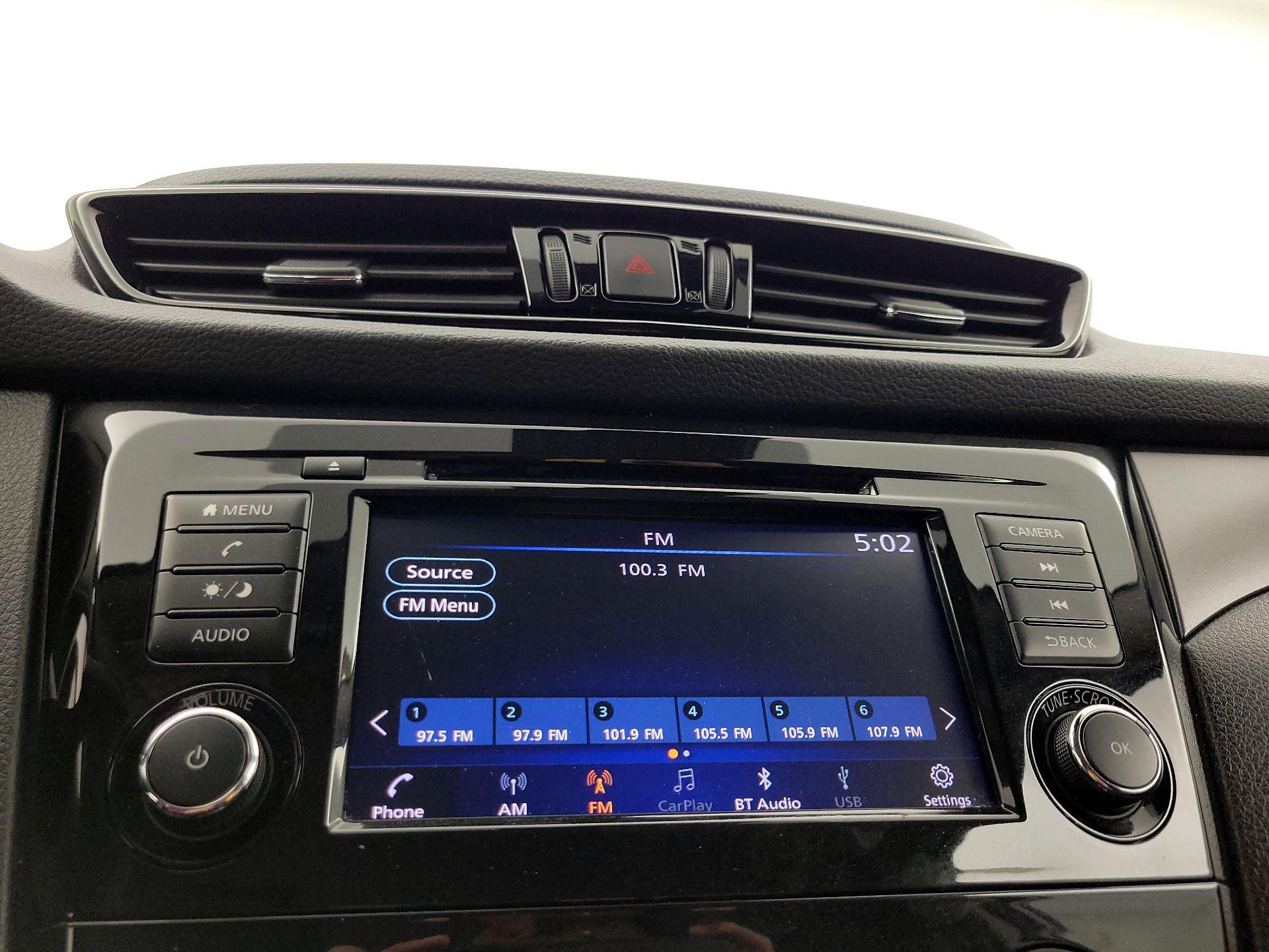 Thumbnail: 2021 Nissan Rogue Sport - 15