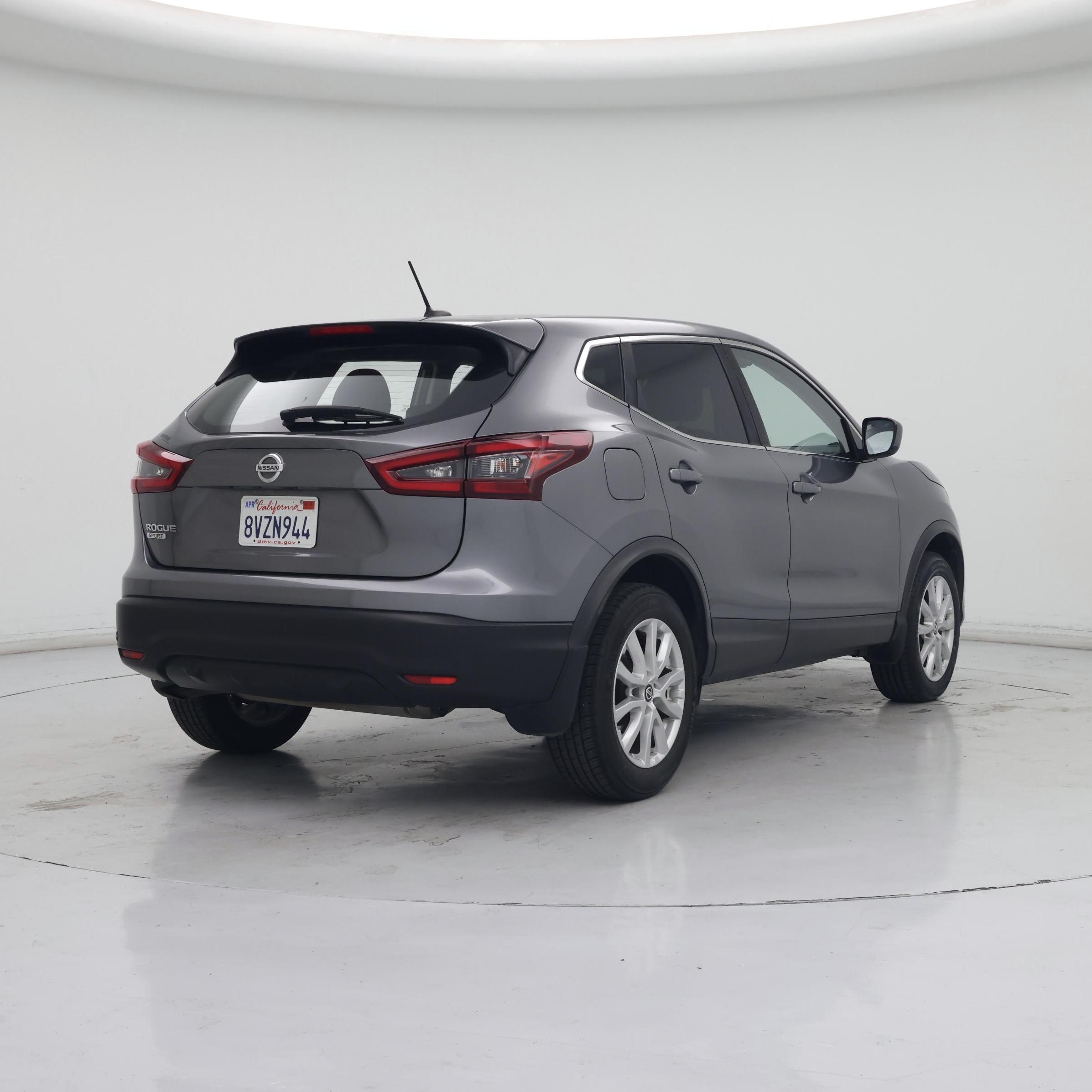 Thumbnail: 2021 Nissan Rogue Sport - 8