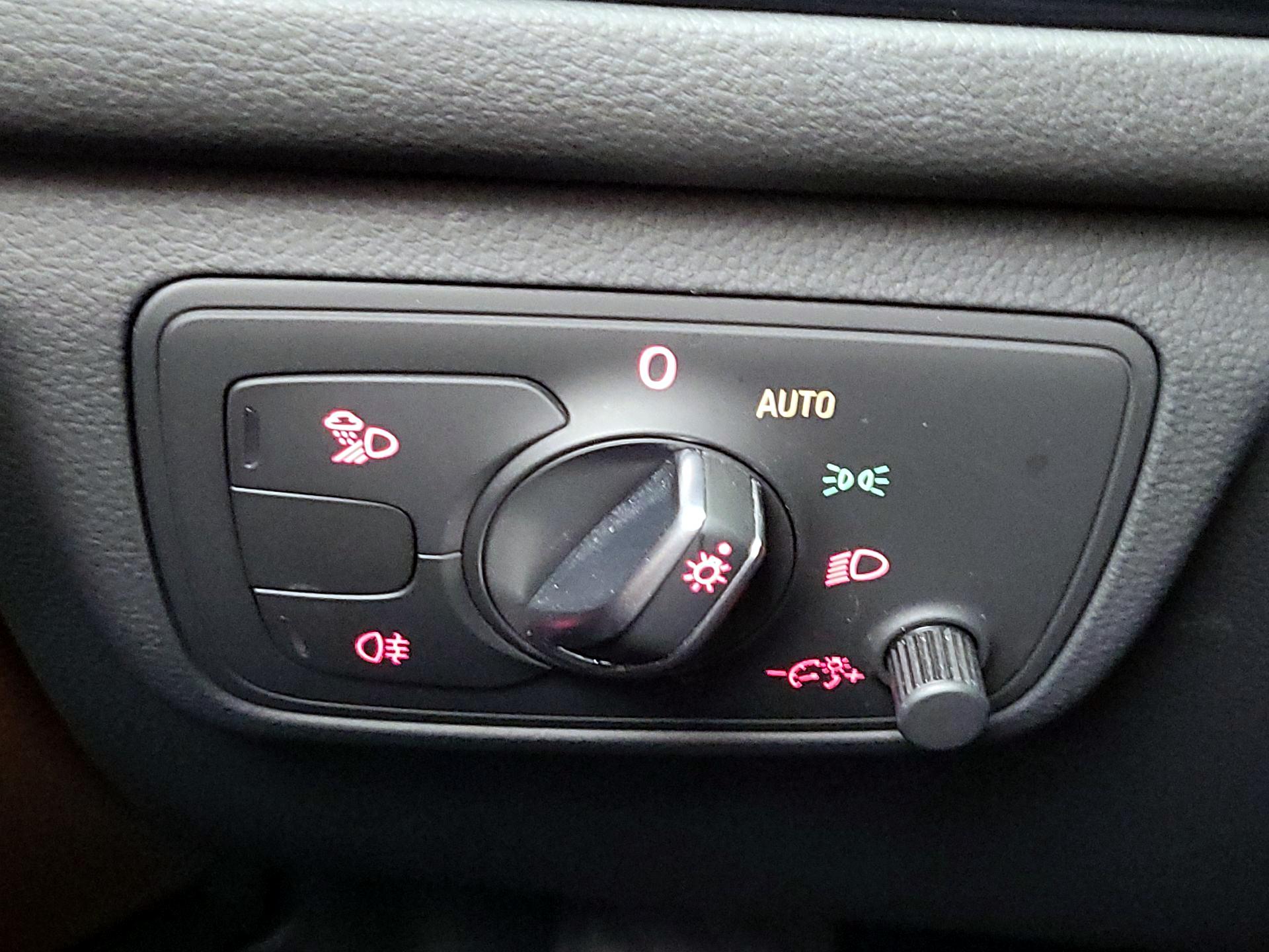 Thumbnail: 2018 Audi A6 - 13