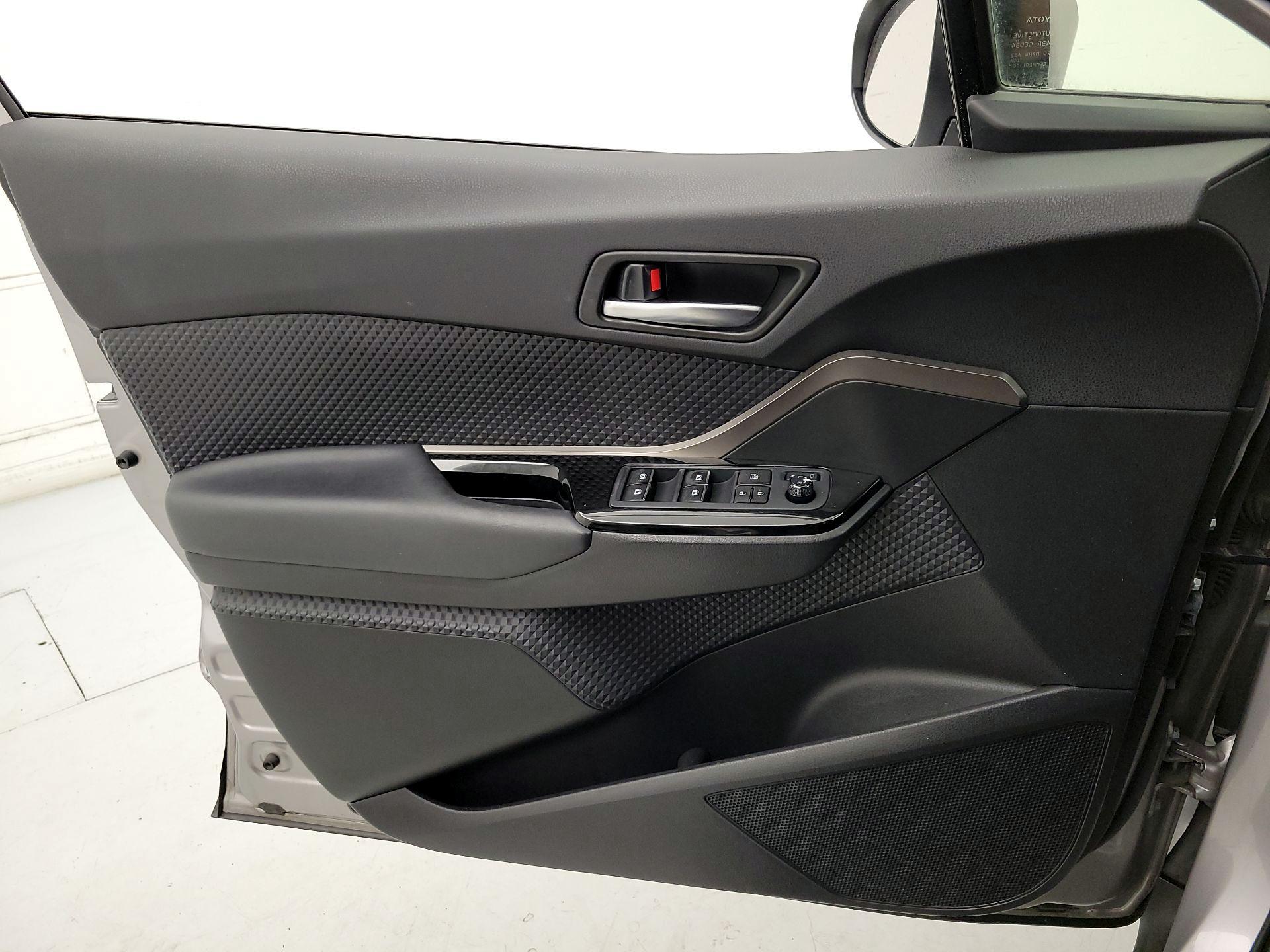 Thumbnail: 2019 Toyota C-HR - 12