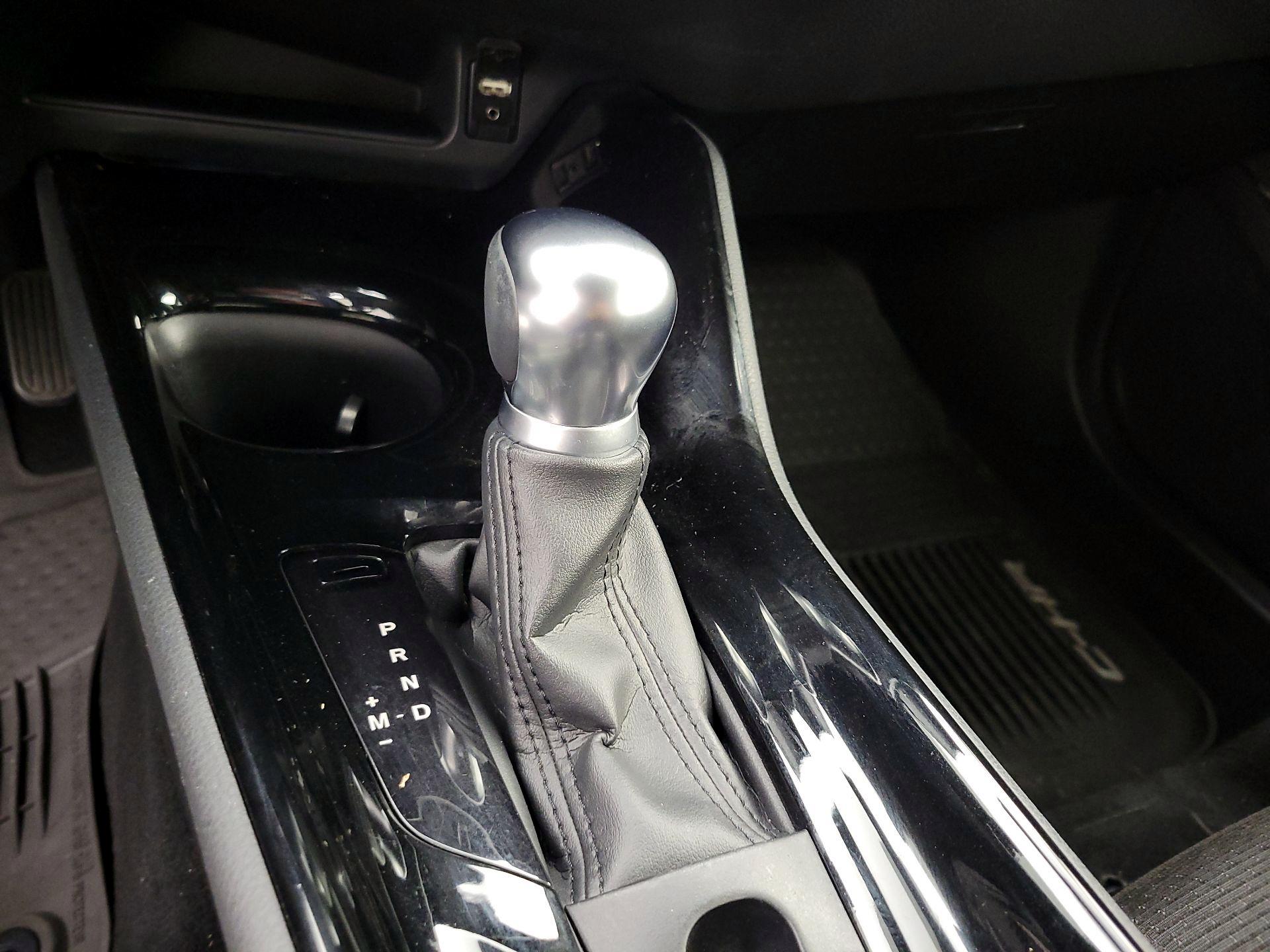 Thumbnail: 2019 Toyota C-HR - 17