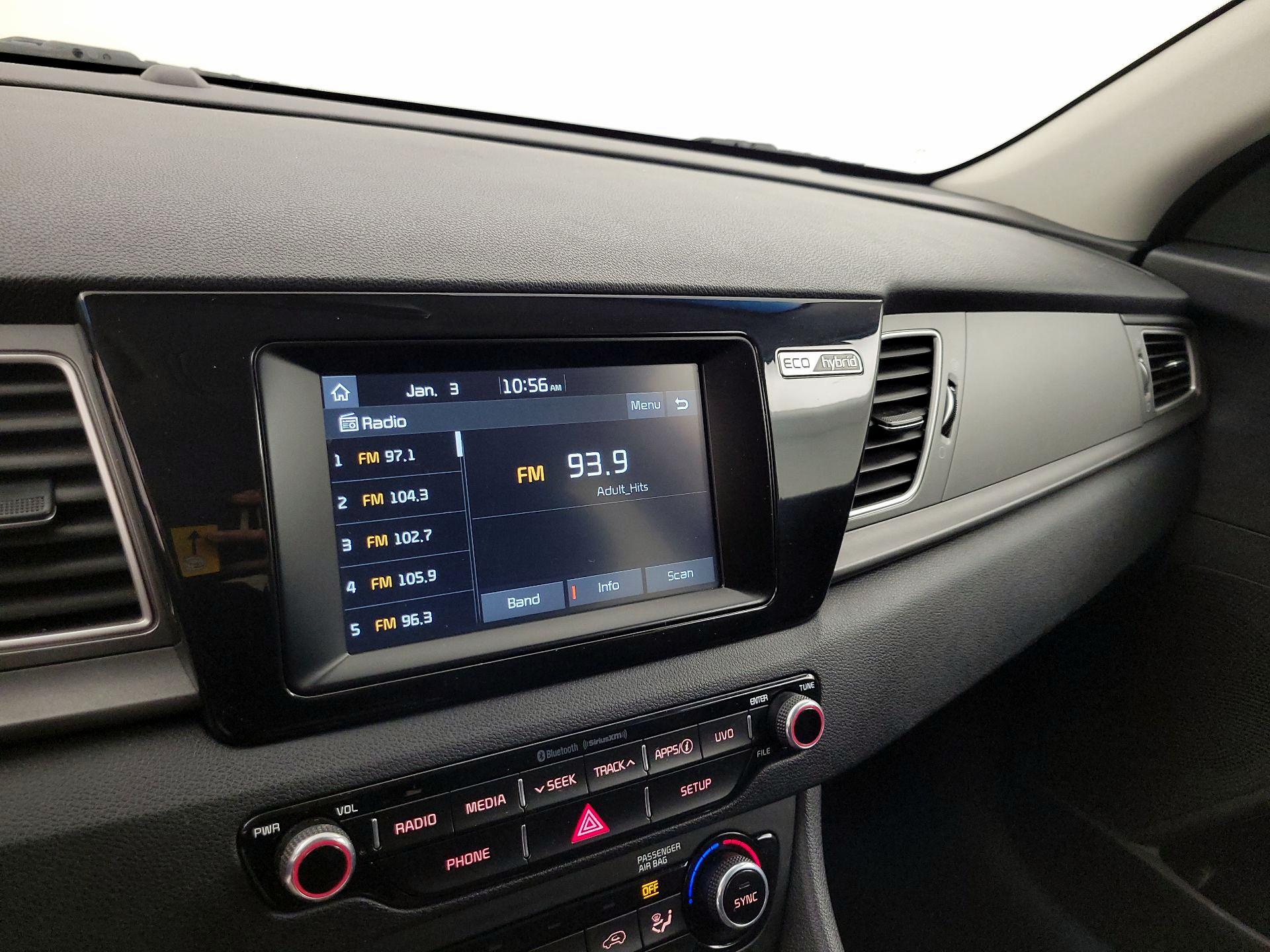 Thumbnail: 2019 Kia Niro - 15