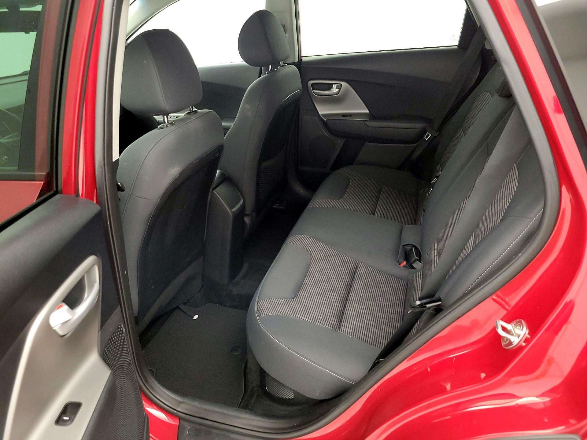 Thumbnail: 2019 Kia Niro - 19