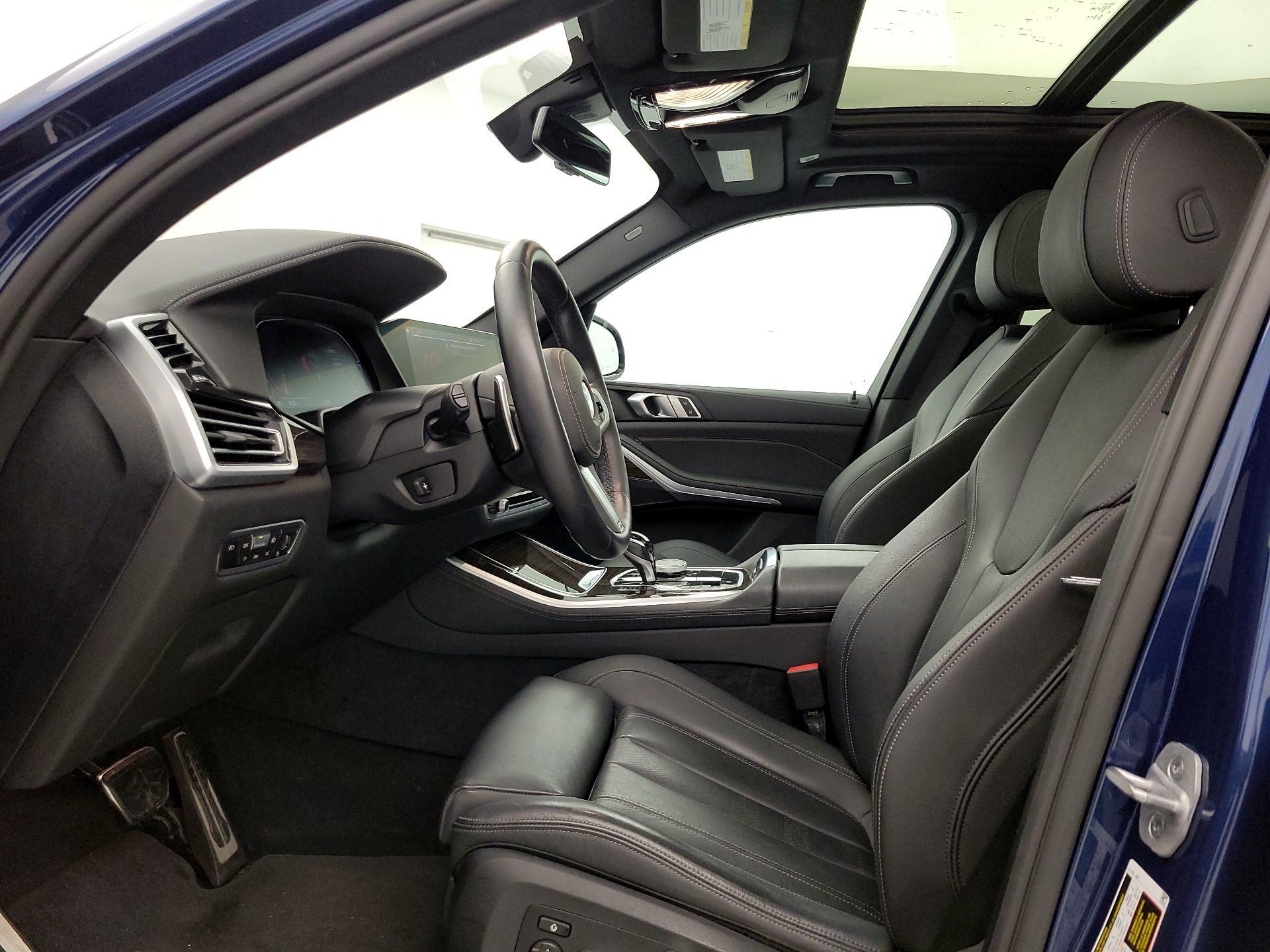 Thumbnail: 2021 BMW X5 - 11