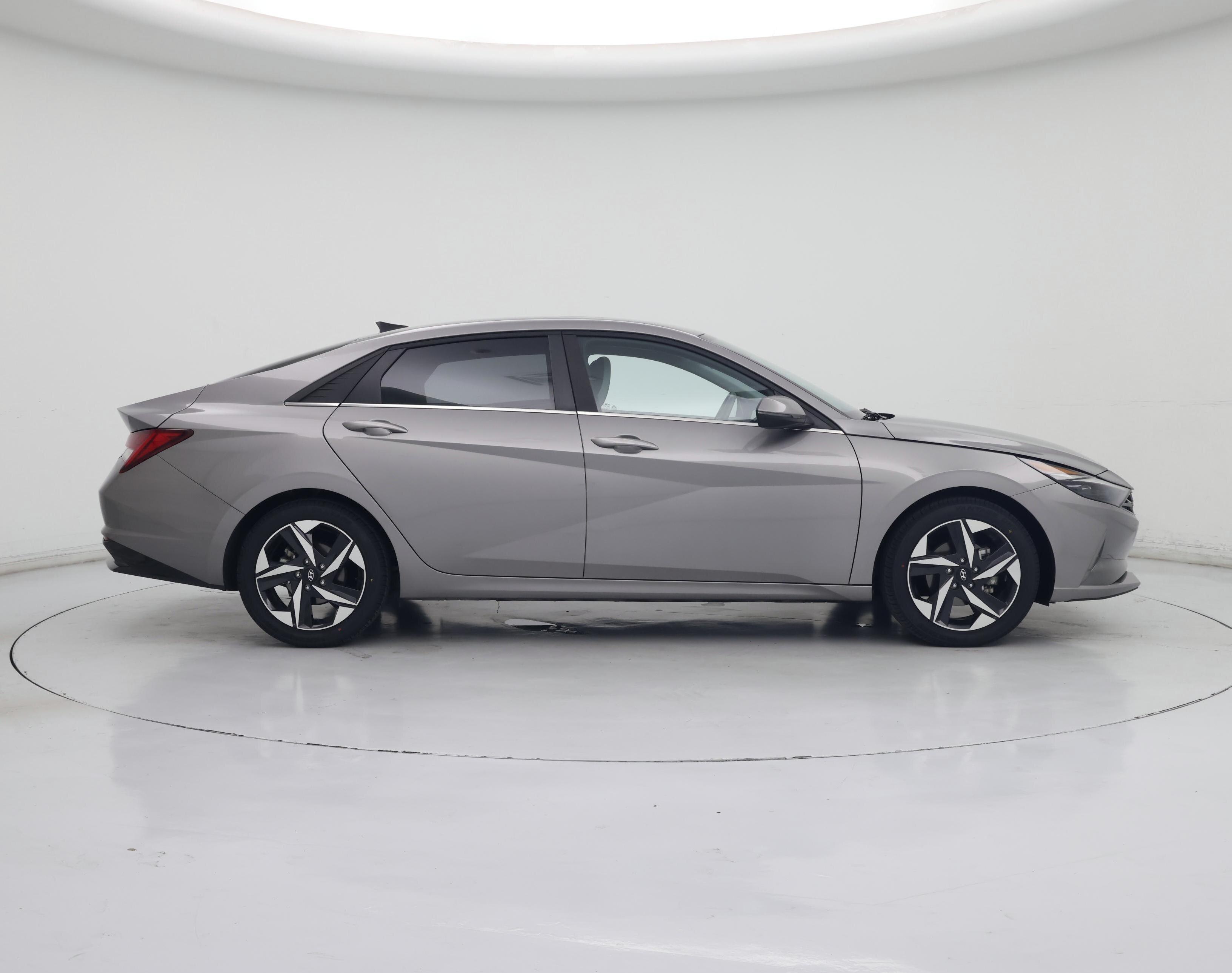 Thumbnail: 2023 Hyundai Elantra - 7
