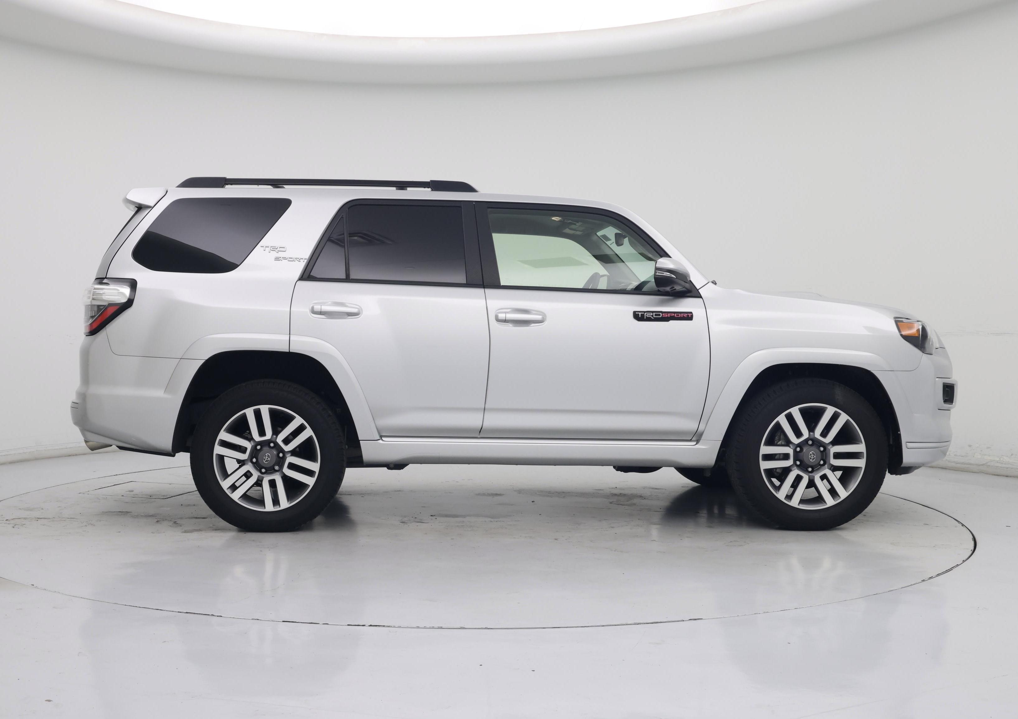 Thumbnail: 2022 Toyota 4Runner - 7