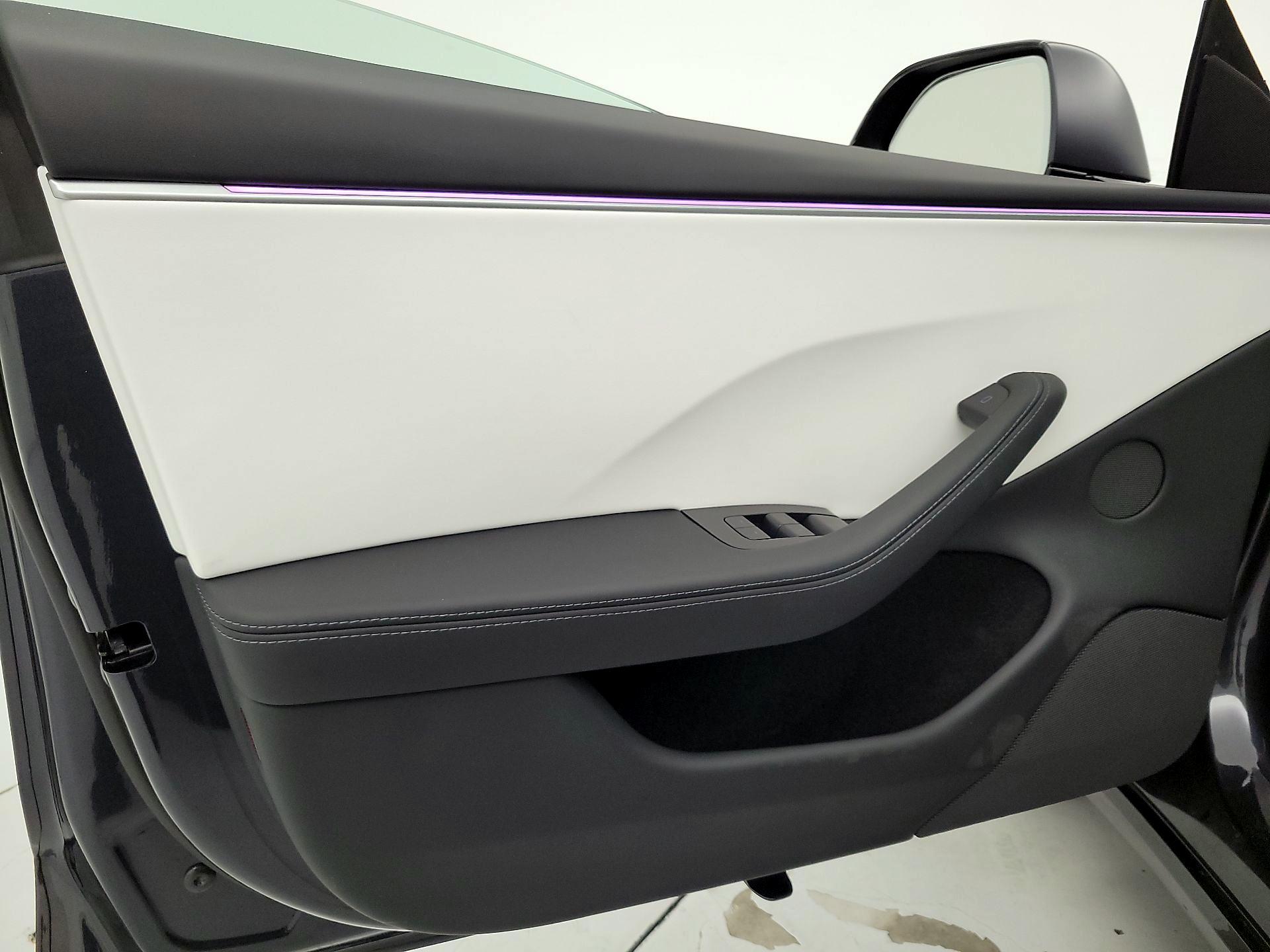 Thumbnail: 2024 Tesla Model 3 - 12